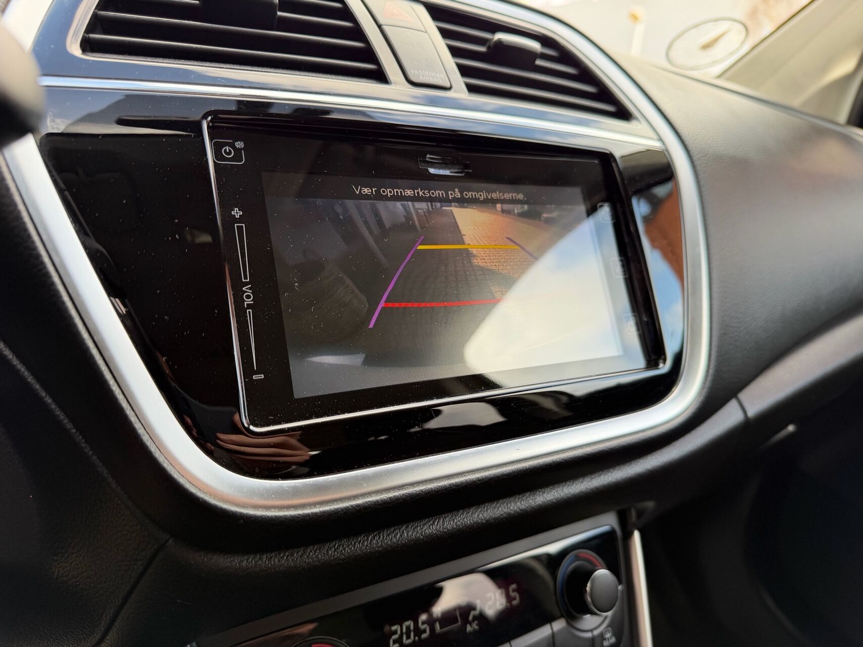 Billede af Suzuki S-Cross 1,0 Boosterjet Active 112HK 5d