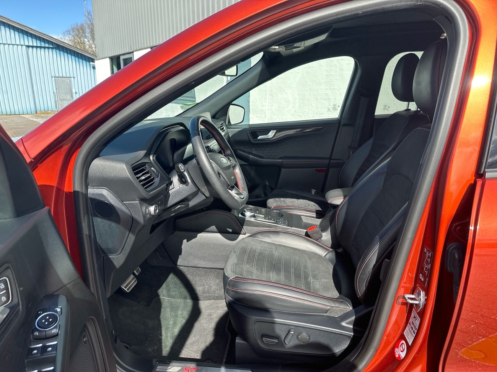 Billede af Ford Kuga 2,5 Plugin-hybrid ST-Line X CVT 225HK 5d Trinl. Gear