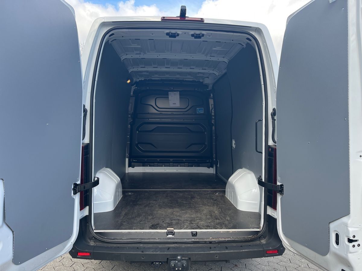 Billede af Nissan Interstar L2H2 2,0 DCi Tekna 150HK Van 6g