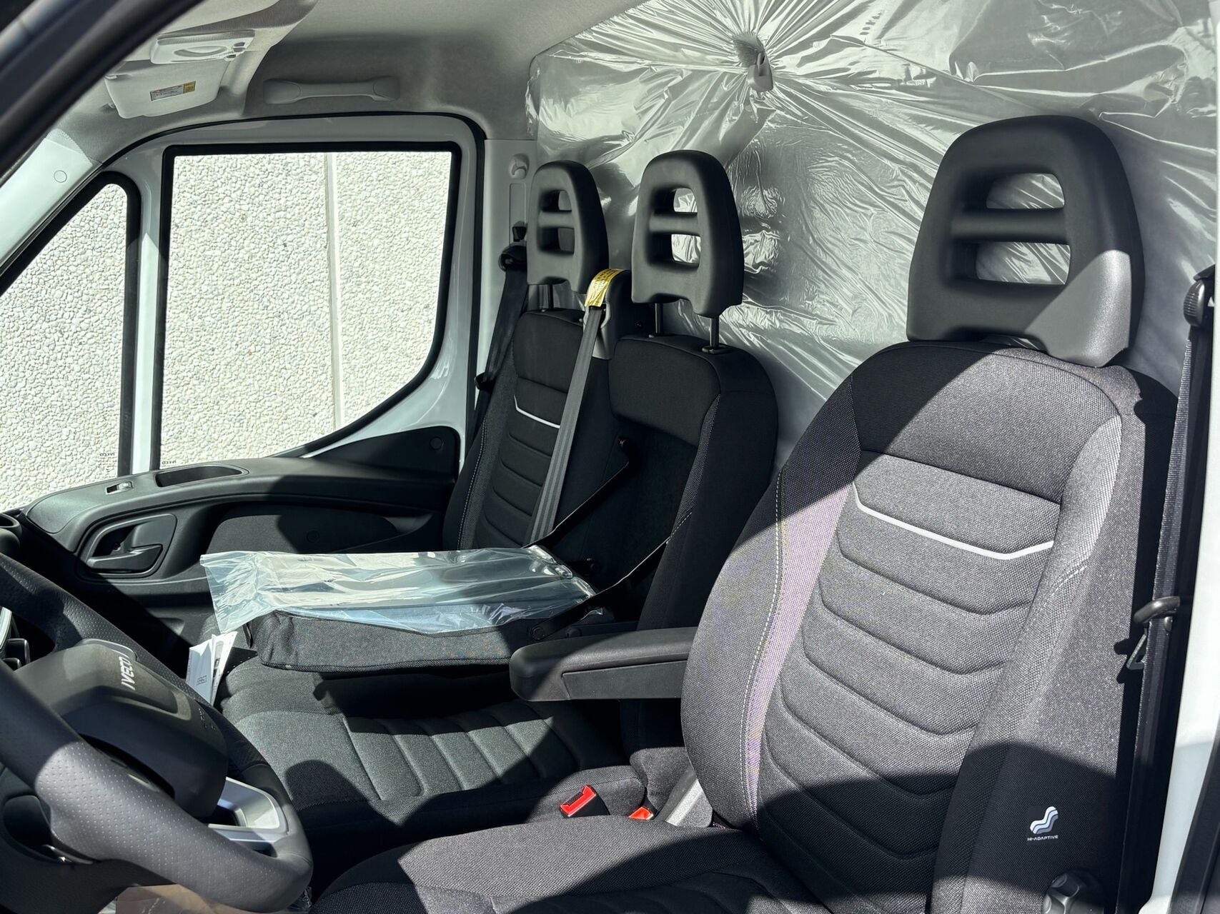 Billede af Iveco Daily 35S18 4100mm 3,0 D 180HK Ladv./Chas. 8g Aut.