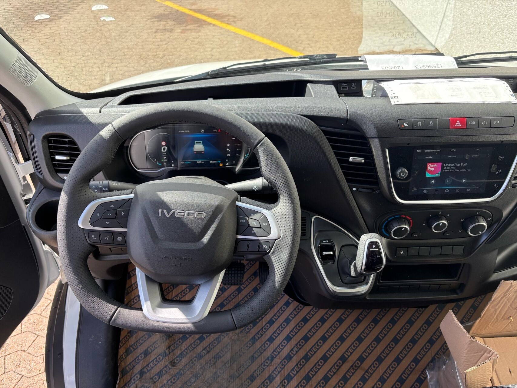 Billede af Iveco Daily 35S18 4100mm 3,0 D 180HK Ladv./Chas. 8g Aut.