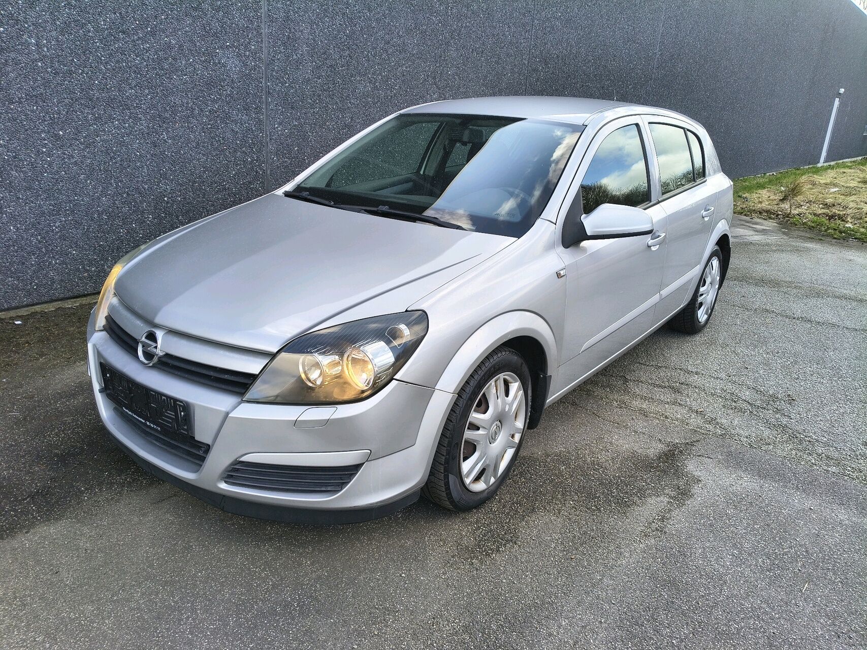 Billede af Opel Astra 1,4 Twinport Essentia 90HK 5d