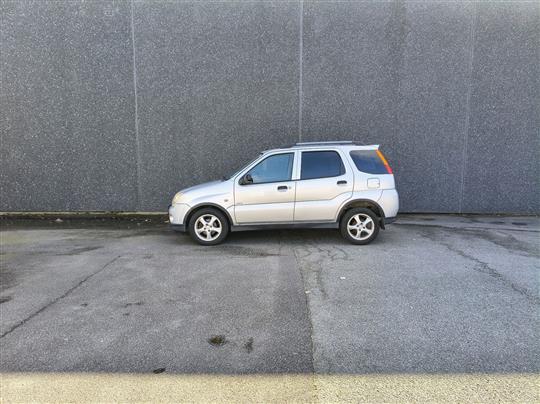 Suzuki Ignis 1,3 GL 94HK 5d