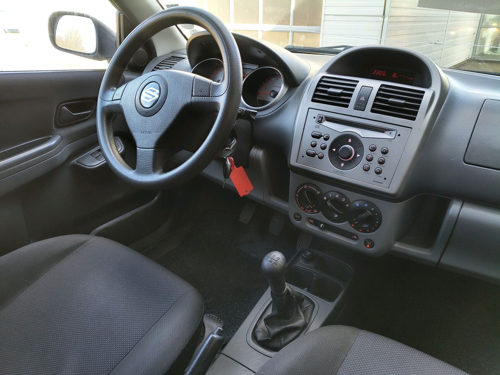 Billede af Suzuki Ignis 1,3 GL 94HK 5d