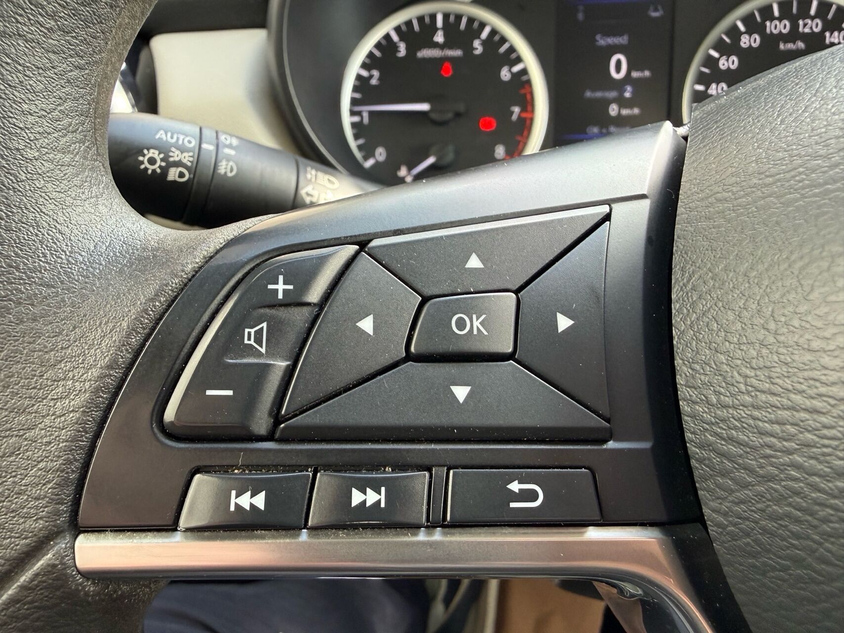 Billede af Nissan Micra 1,0 Acenta Convenience 92HK 5d