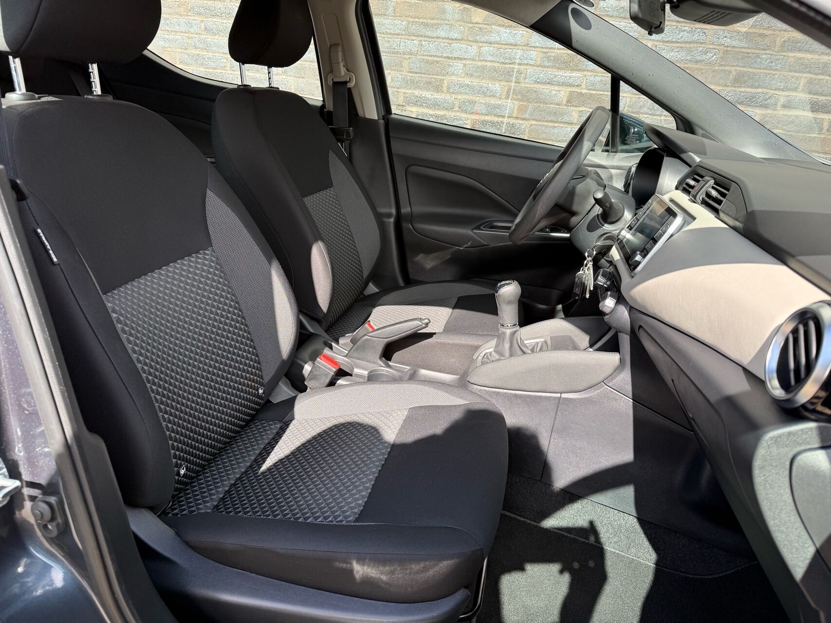 Billede af Nissan Micra 1,0 Acenta Convenience 92HK 5d