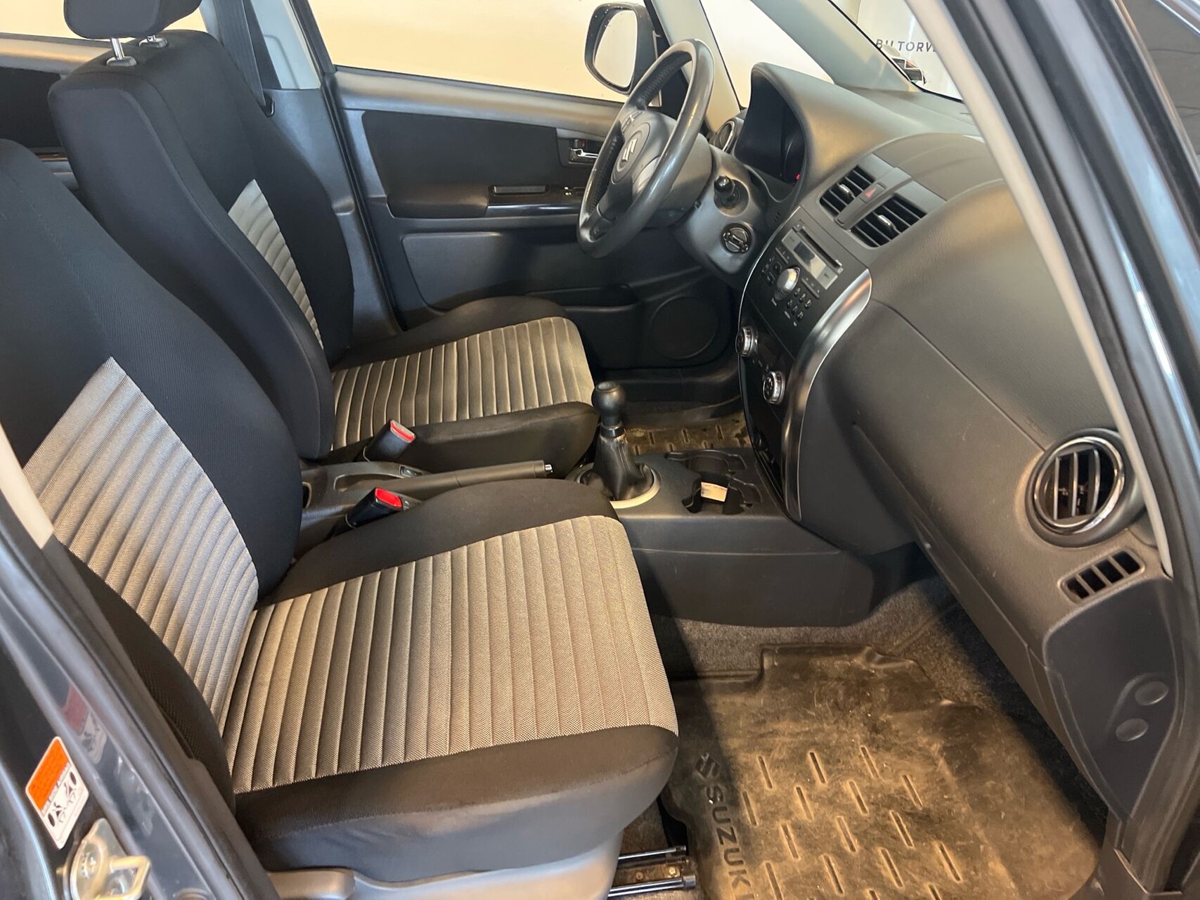 Billede af Suzuki SX4 1,6 16V GL 120HK 5d