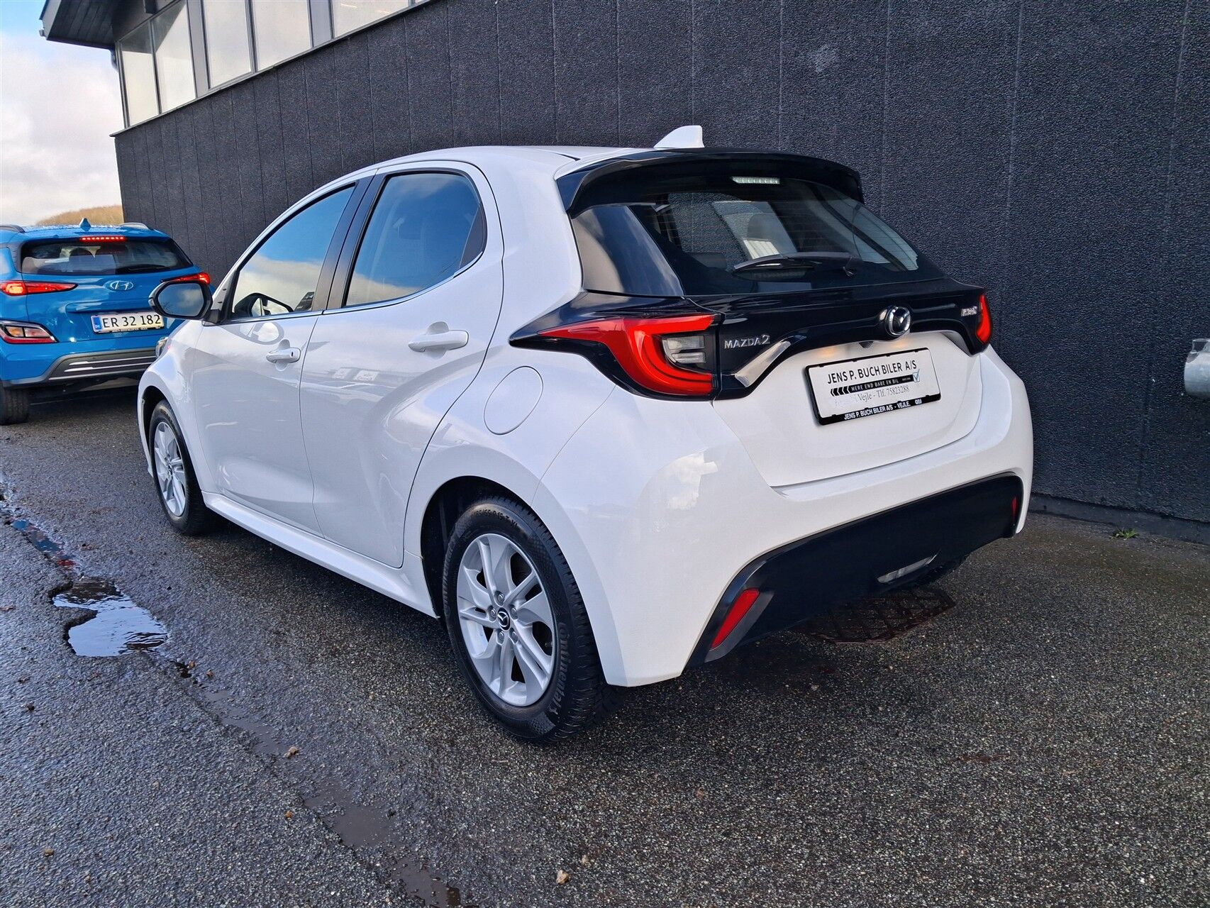 Billede af Mazda 2 1,5 VVT-I  Hybrid Agile Comfort CVT 116HK 5d Trinl. Gear