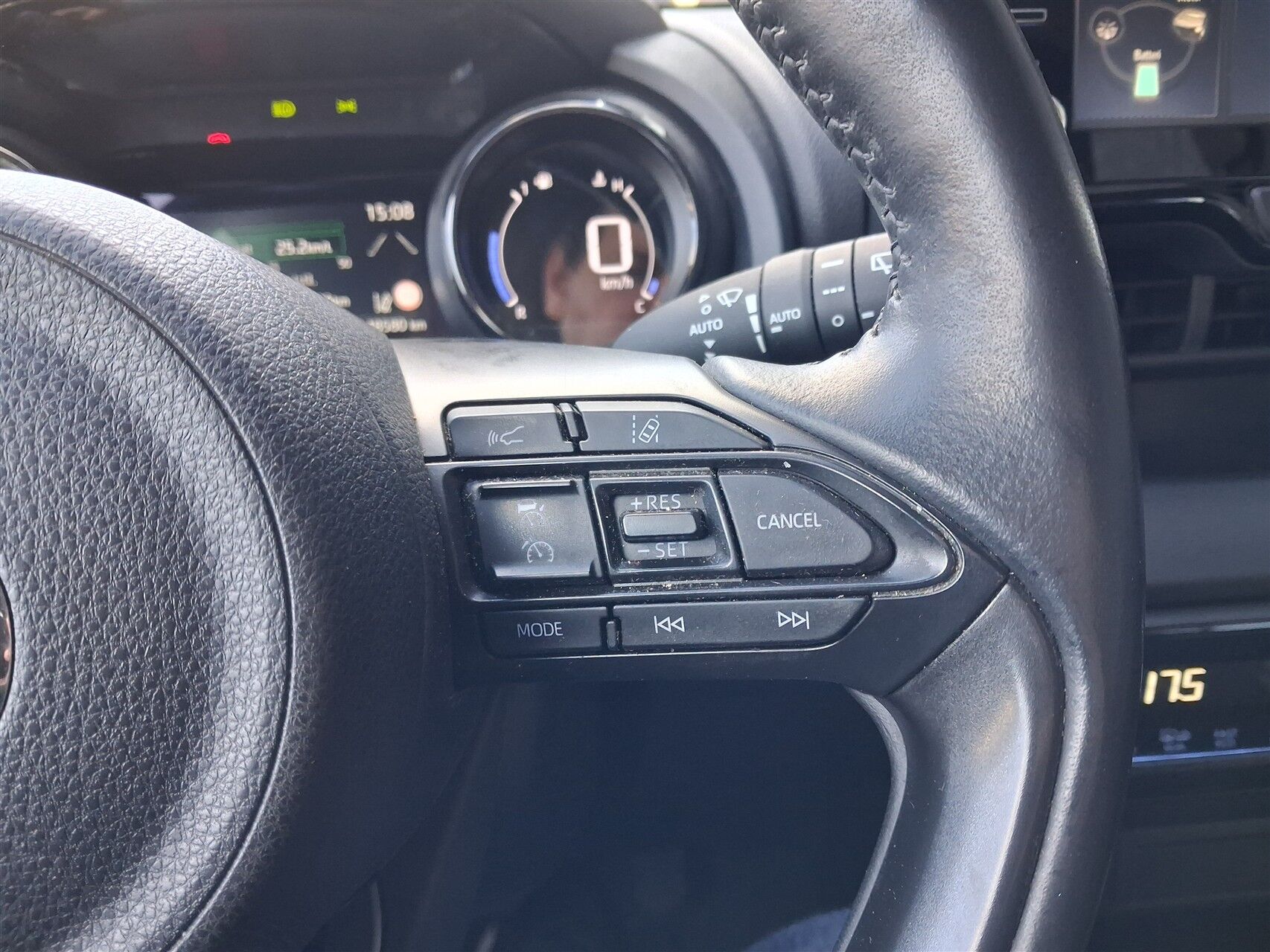 Billede af Mazda 2 1,5 VVT-I  Hybrid Agile Comfort CVT 116HK 5d Trinl. Gear