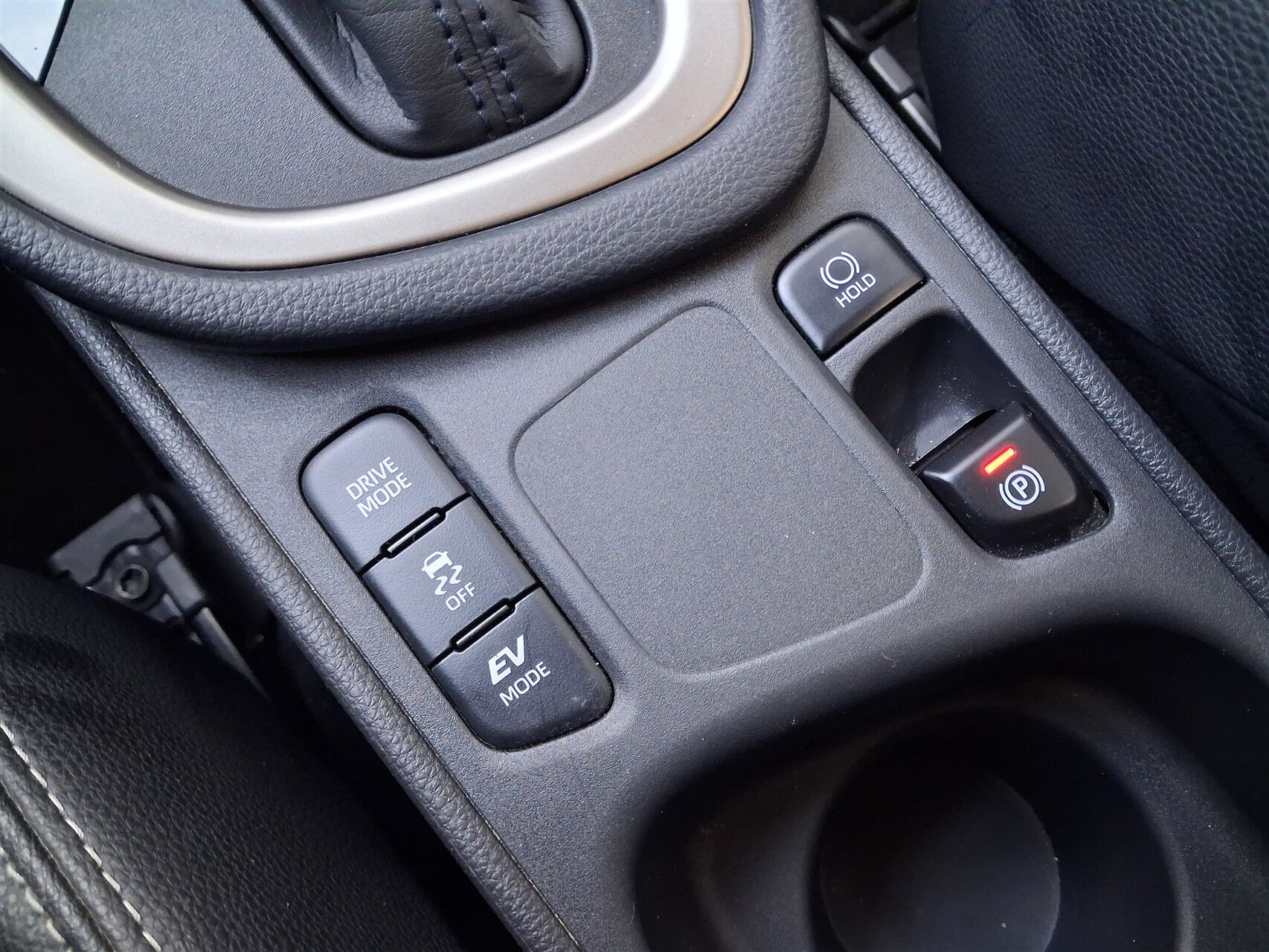 Billede af Mazda 2 1,5 VVT-I  Hybrid Agile Comfort CVT 116HK 5d Trinl. Gear