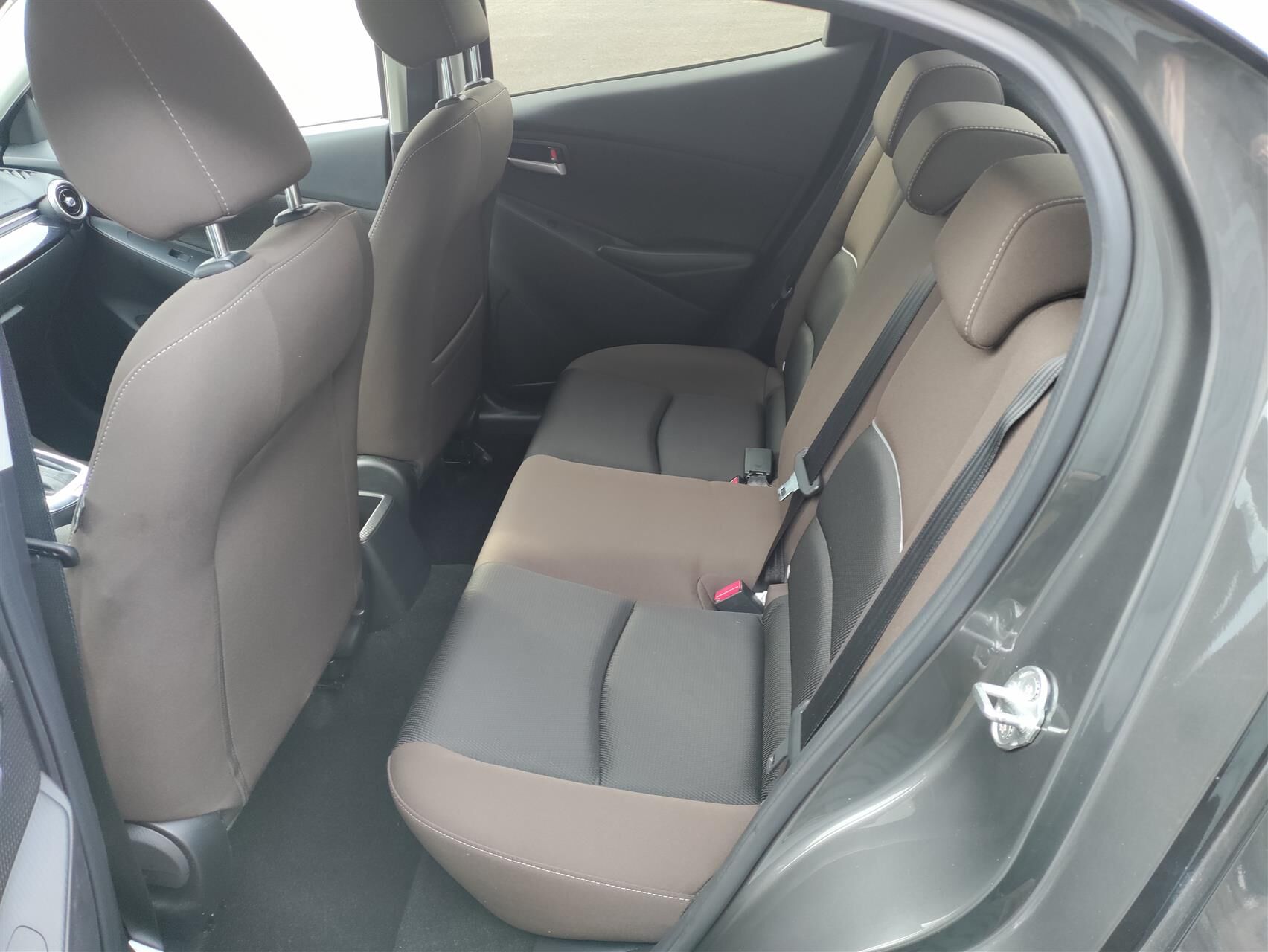 Billede af Mazda 2 1,5 Skyactiv-G Sky 90HK 5d 6g Aut.