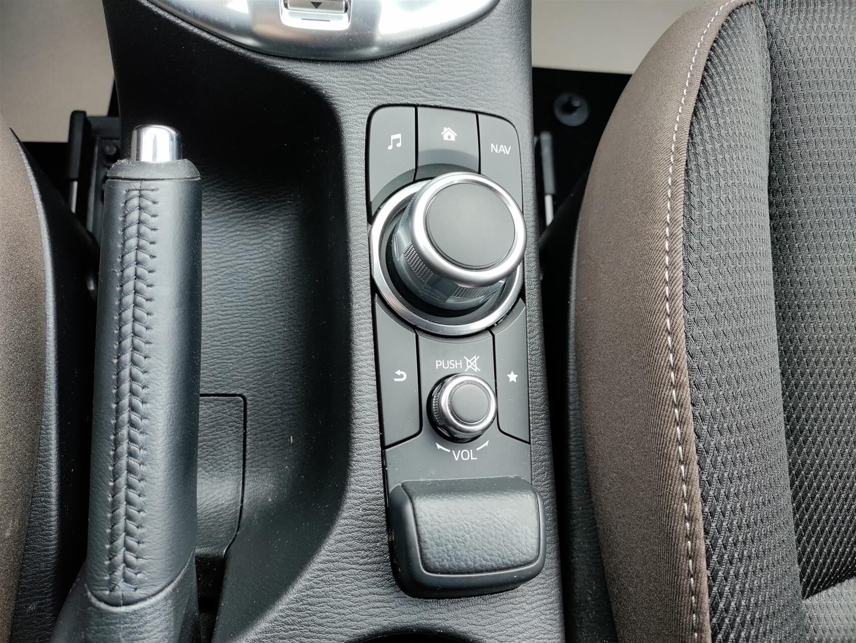 Billede af Mazda 2 1,5 Skyactiv-G Sky 90HK 5d 6g Aut.