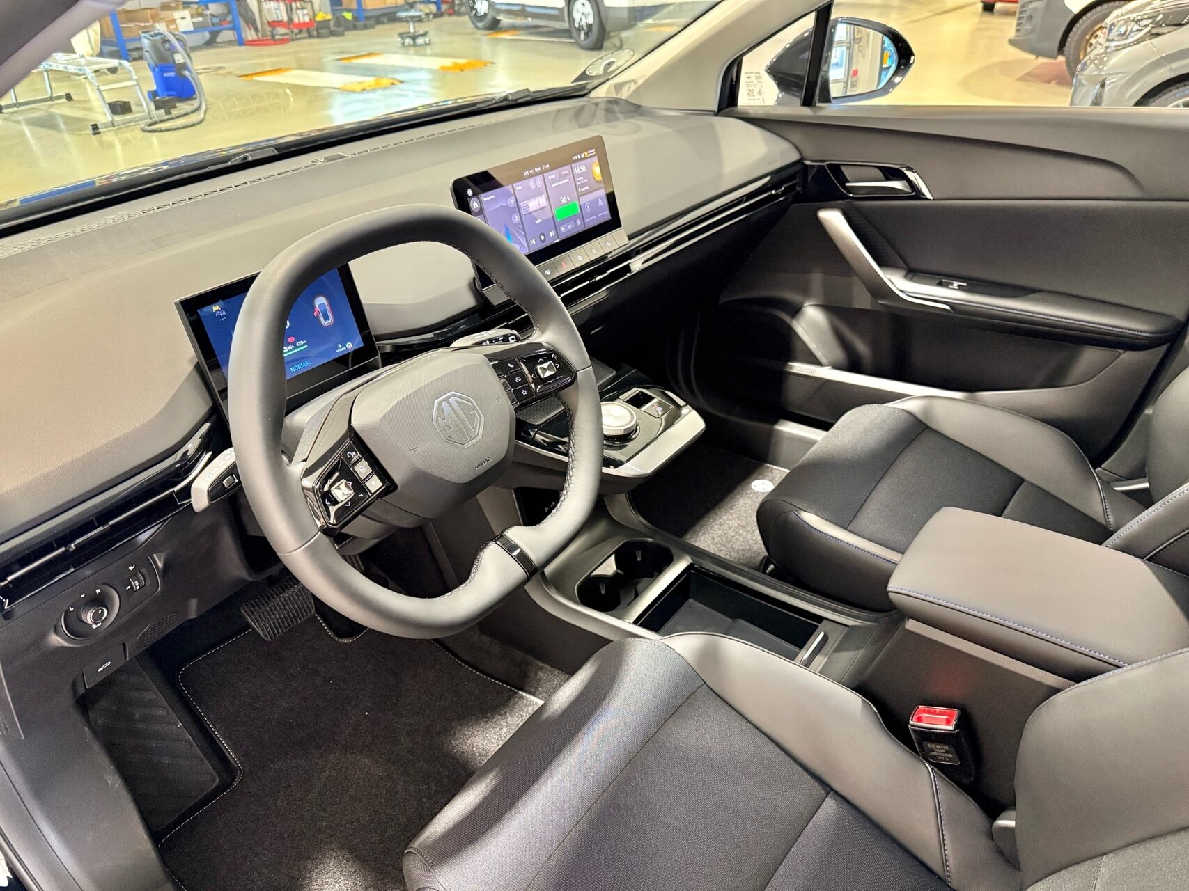 Billede af MG MG4 Electric EL Luxury Long Range 204HK 5d Aut.