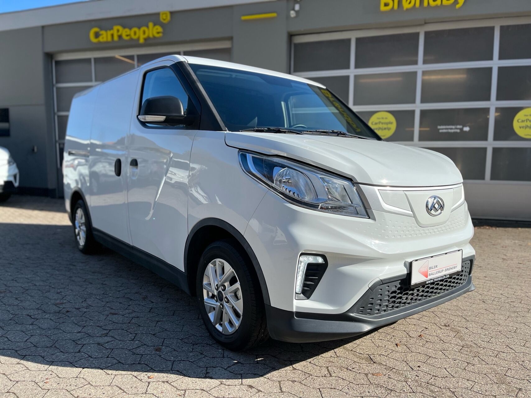 Billede af Maxus e-Deliver 3 SWB 50,2 kWh EL 160HK Van Aut.