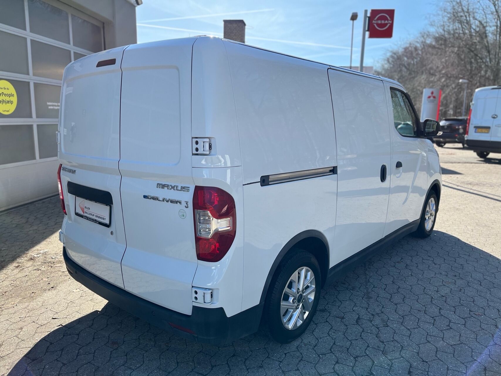 Billede af Maxus e-Deliver 3 SWB 50,2 kWh EL 160HK Van Aut.