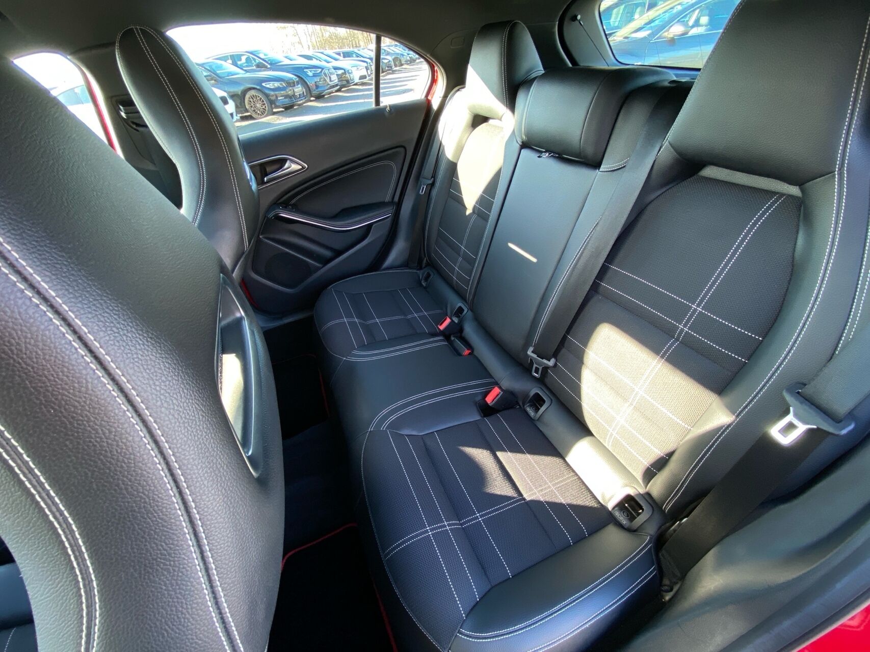 Billede af Mercedes-Benz A200 1,6 Business 7G-DCT 156HK 5d 7g Aut.