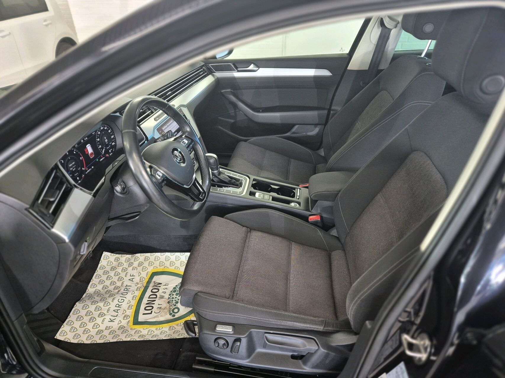 Billede af VW Passat Variant 2,0 TDI BMT Comfortline Premium DSG 150HK Stc 6g Aut.