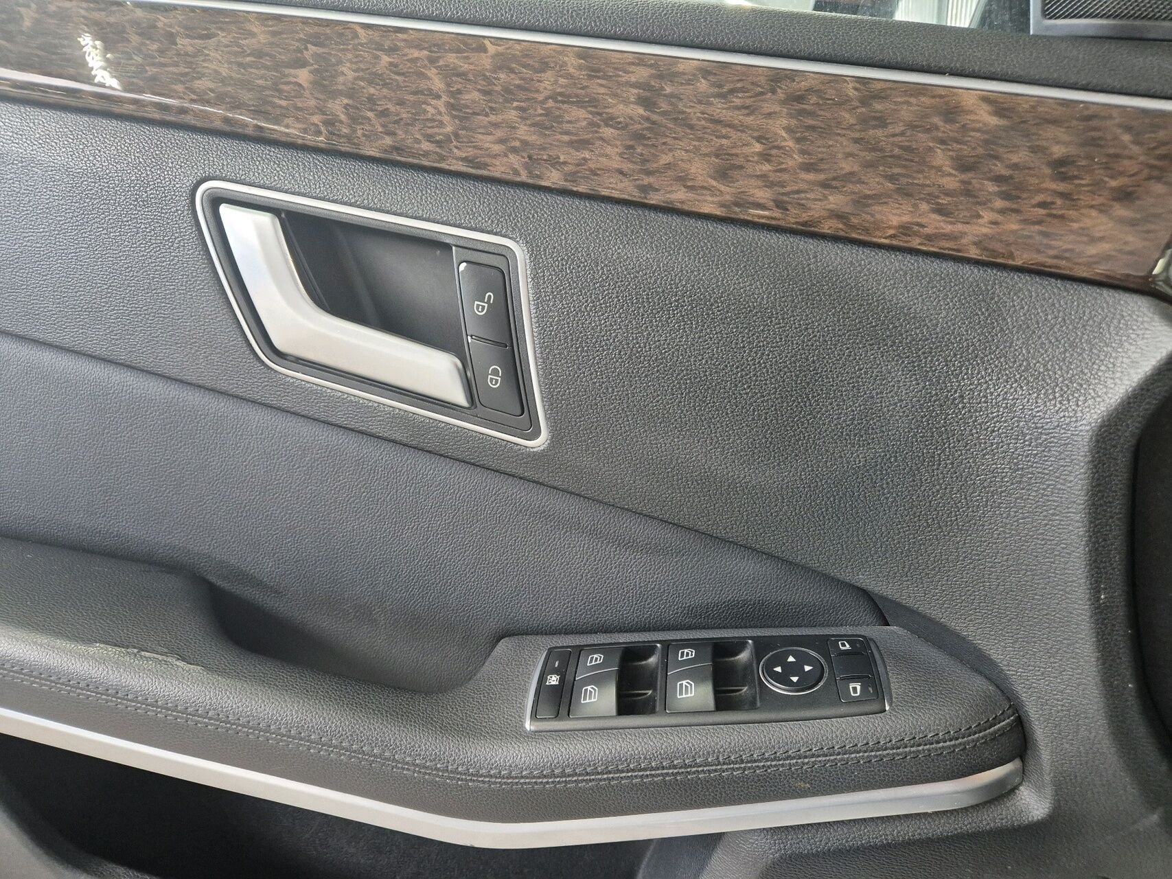 Billede af Mercedes-Benz E220 d 2,1 CDI BlueEfficiency 170HK Aut.