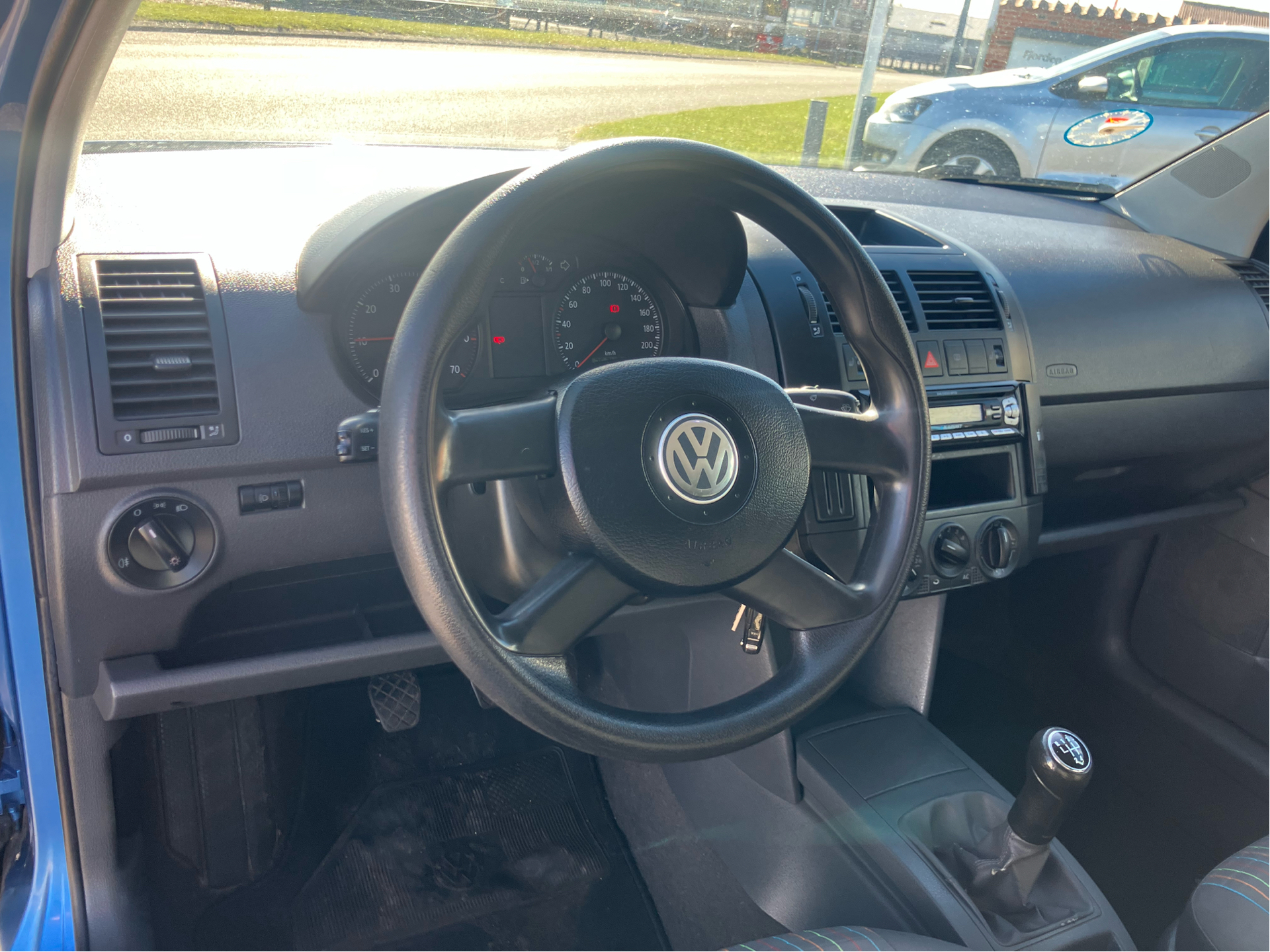 Billede af VW Polo 1,4 16V Trendline 75HK 5d