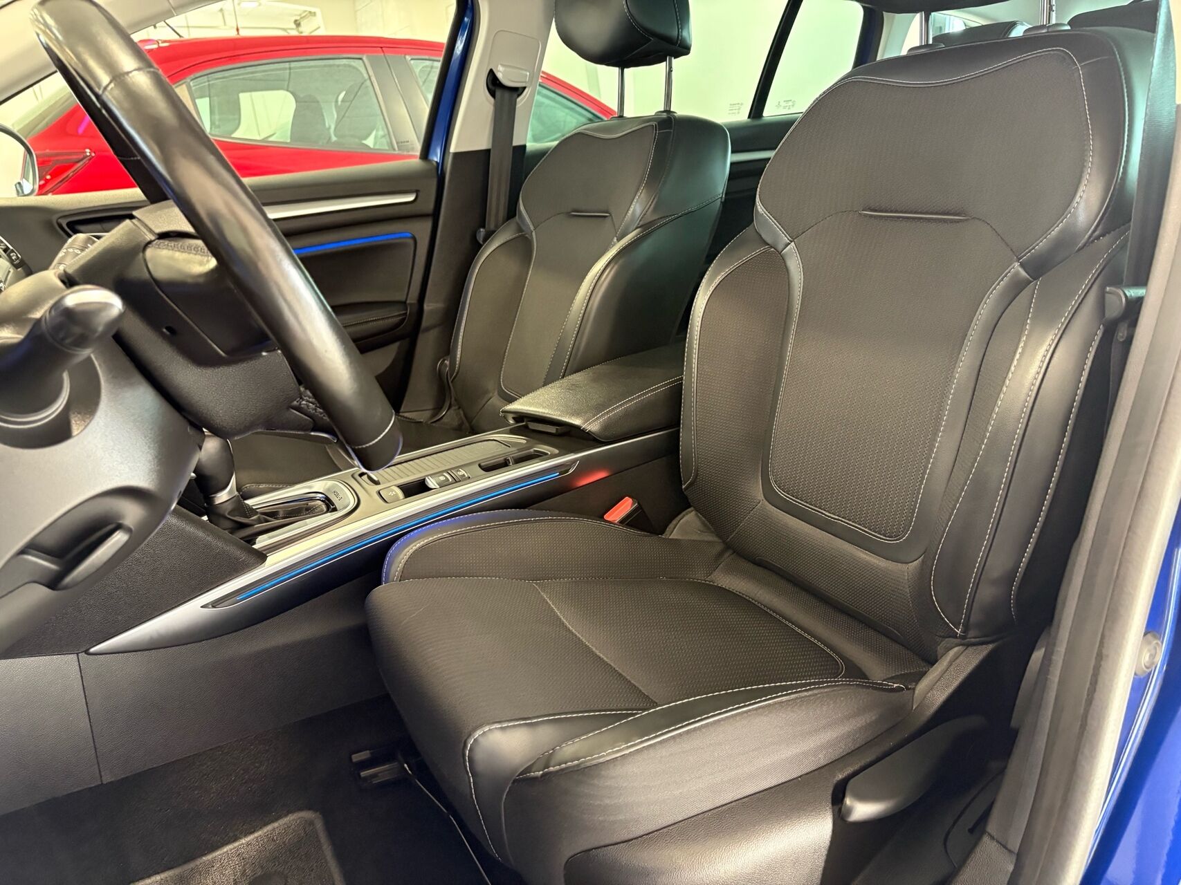 Billede af Renault Mégane Sport Tourer 1,6 E-TECH  Plugin-hybrid Intens 160HK Stc Aut.