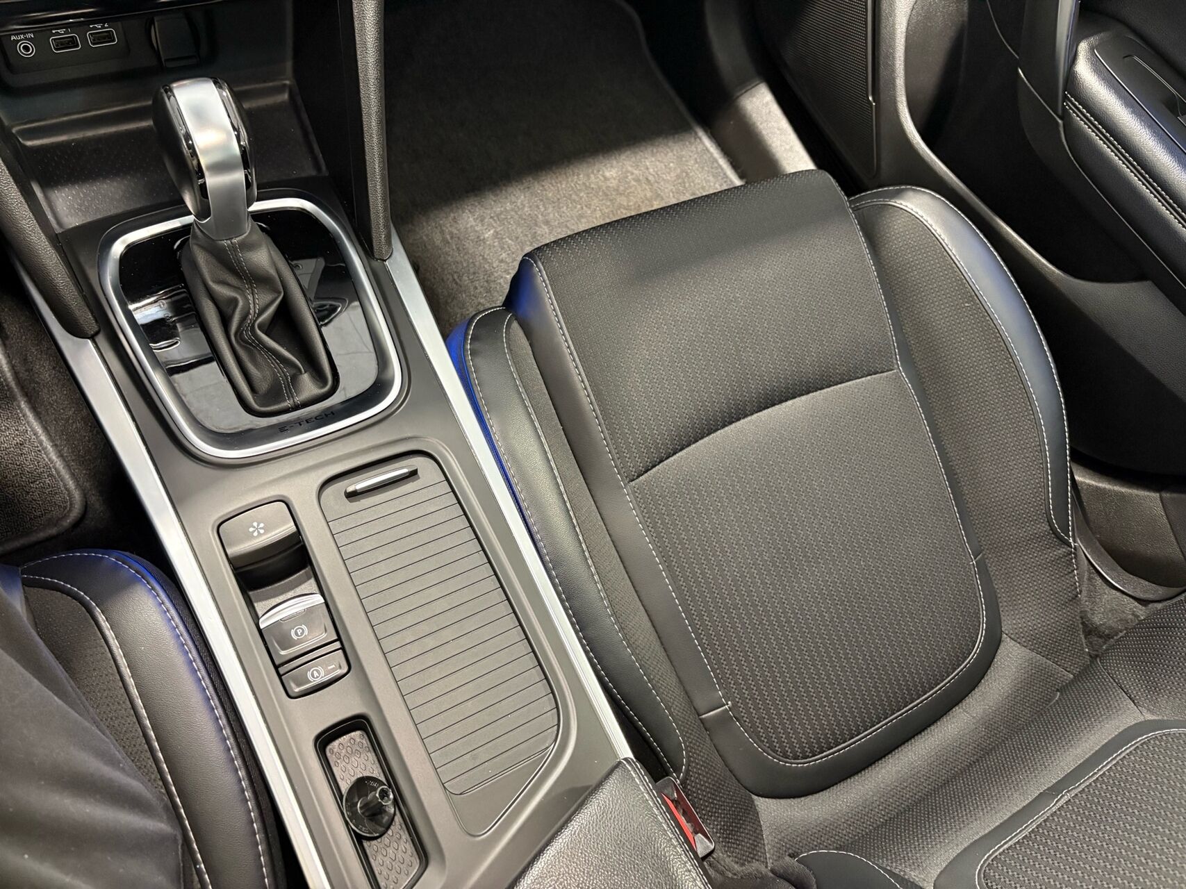 Billede af Renault Mégane Sport Tourer 1,6 E-TECH  Plugin-hybrid Intens 160HK Stc Aut.