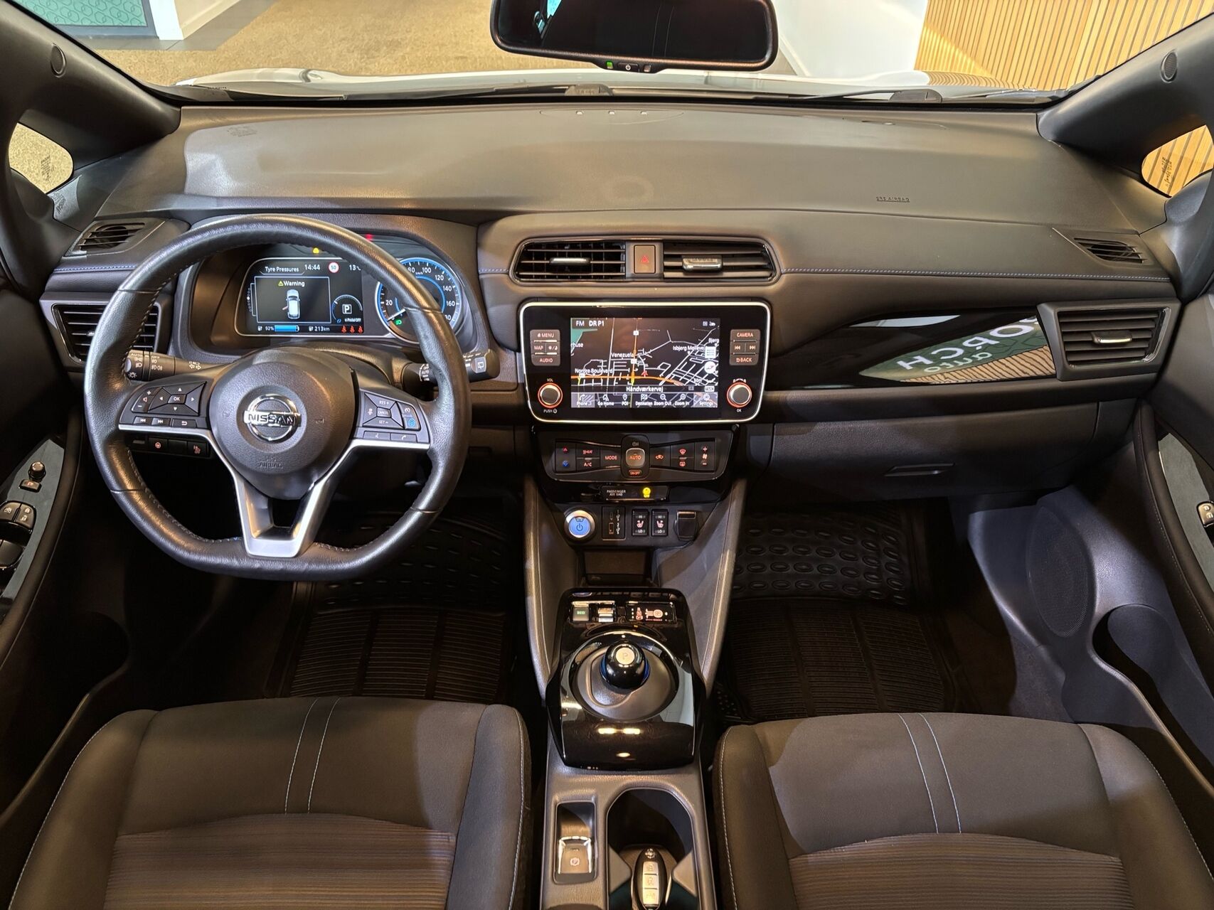 Billede af Nissan Leaf EL N-Connecta 40 kWh 150HK 5d Aut.