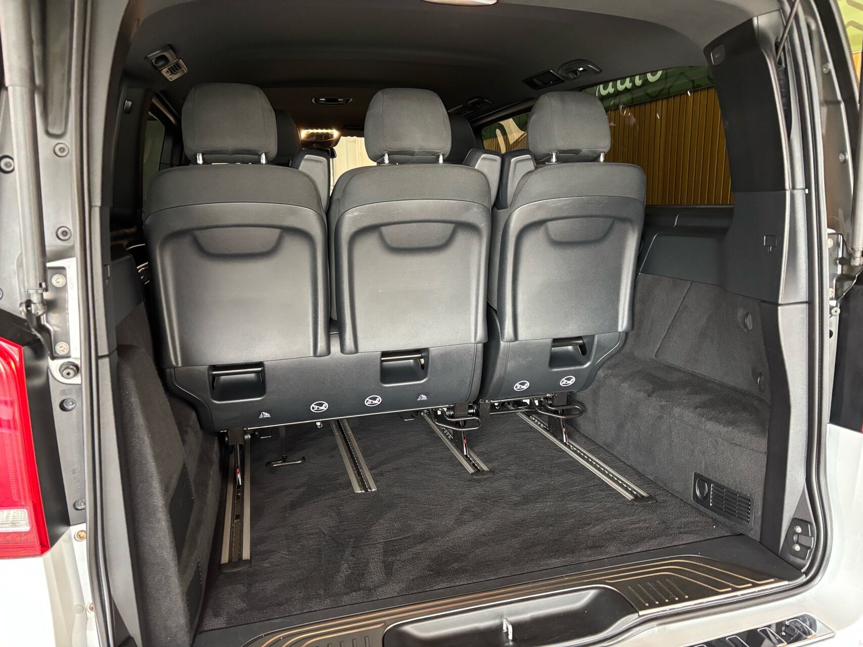 Billede af Mercedes-Benz EQV 300 Lang EL Avantgarde 204HK Aut.