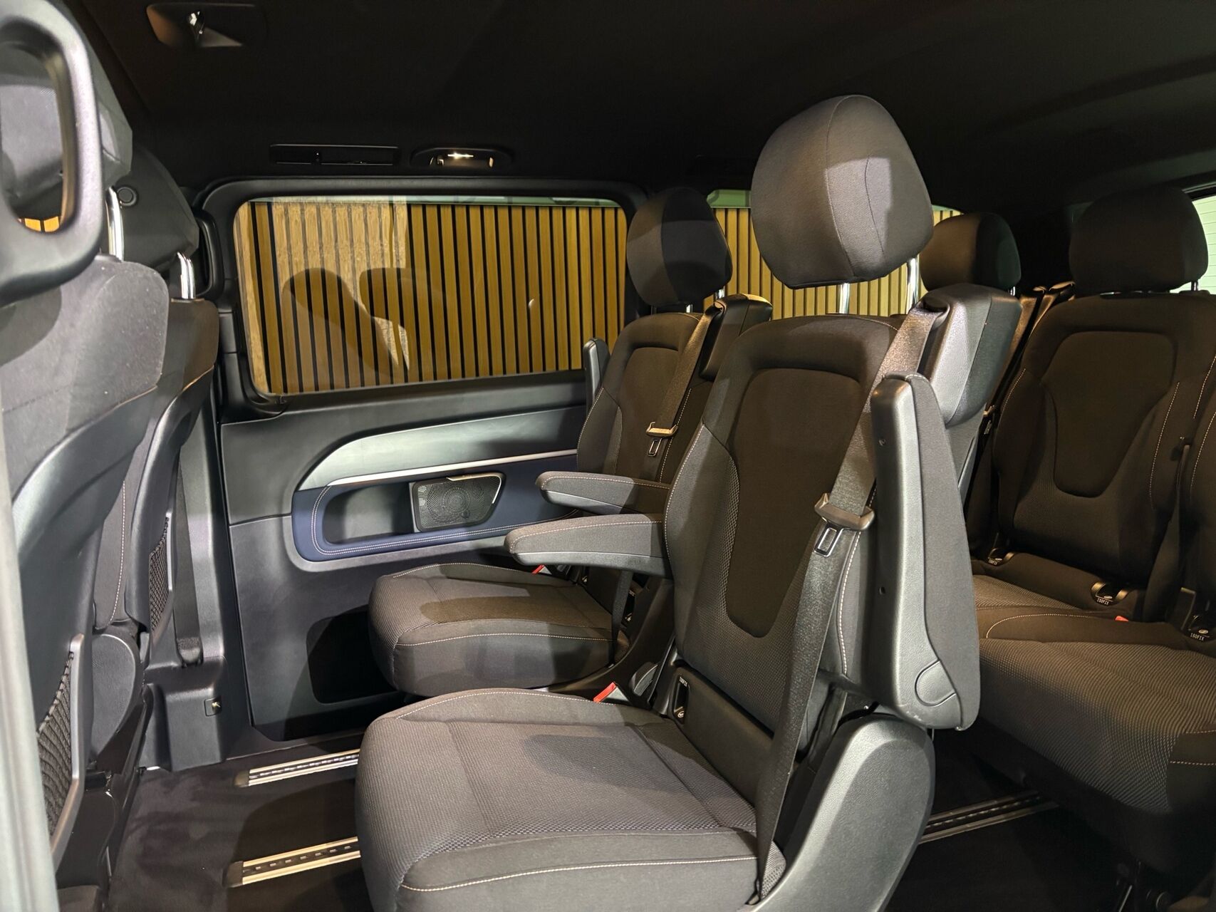 Billede af Mercedes-Benz EQV 300 Lang EL Avantgarde 204HK Aut.