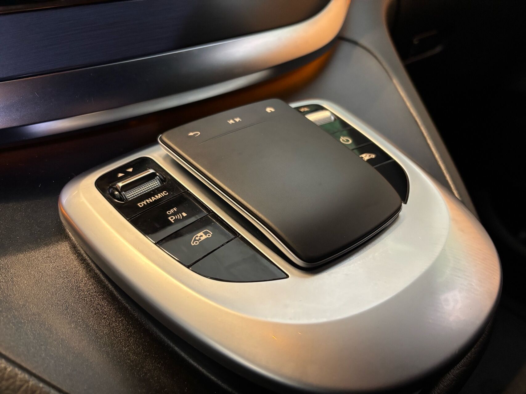 Billede af Mercedes-Benz EQV 300 Lang EL Avantgarde 204HK Aut.