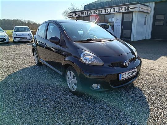 Toyota Aygo 1,0 VSC 68HK 3d