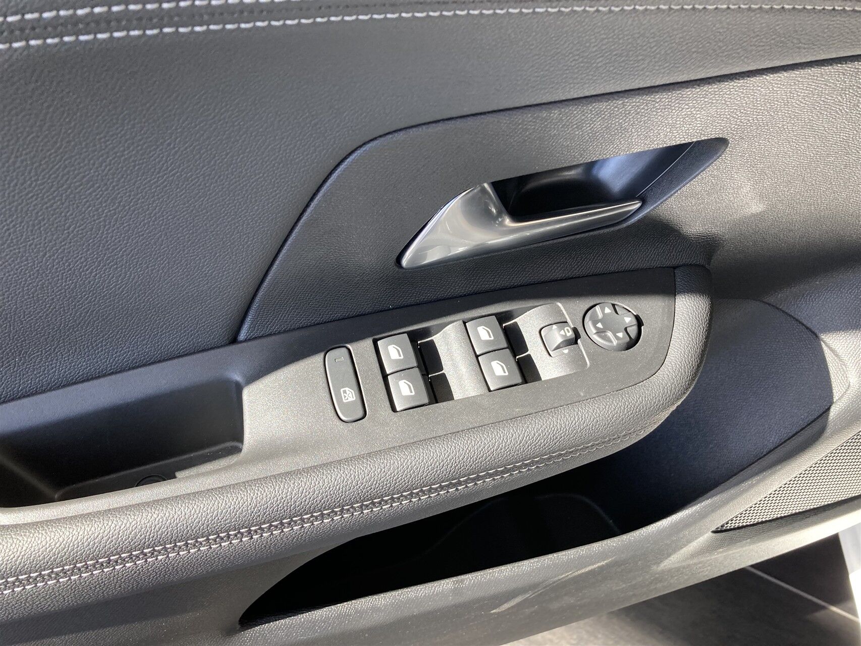 Billede af Opel Mokka-e EL Ultimate 136HK 5d Aut.