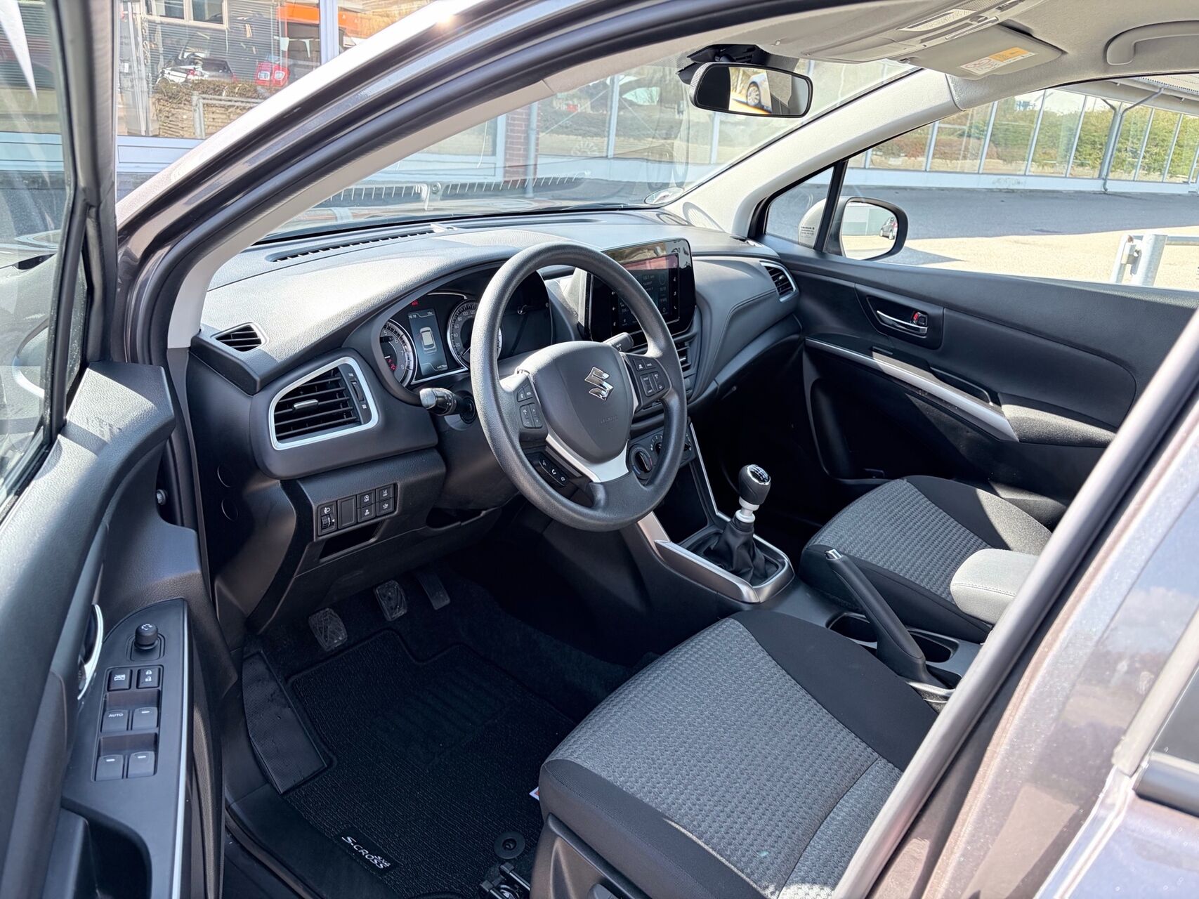 Billede af Suzuki S-Cross 1,4 Boosterjet  Mild hybrid Comfort 129HK 5d 6g