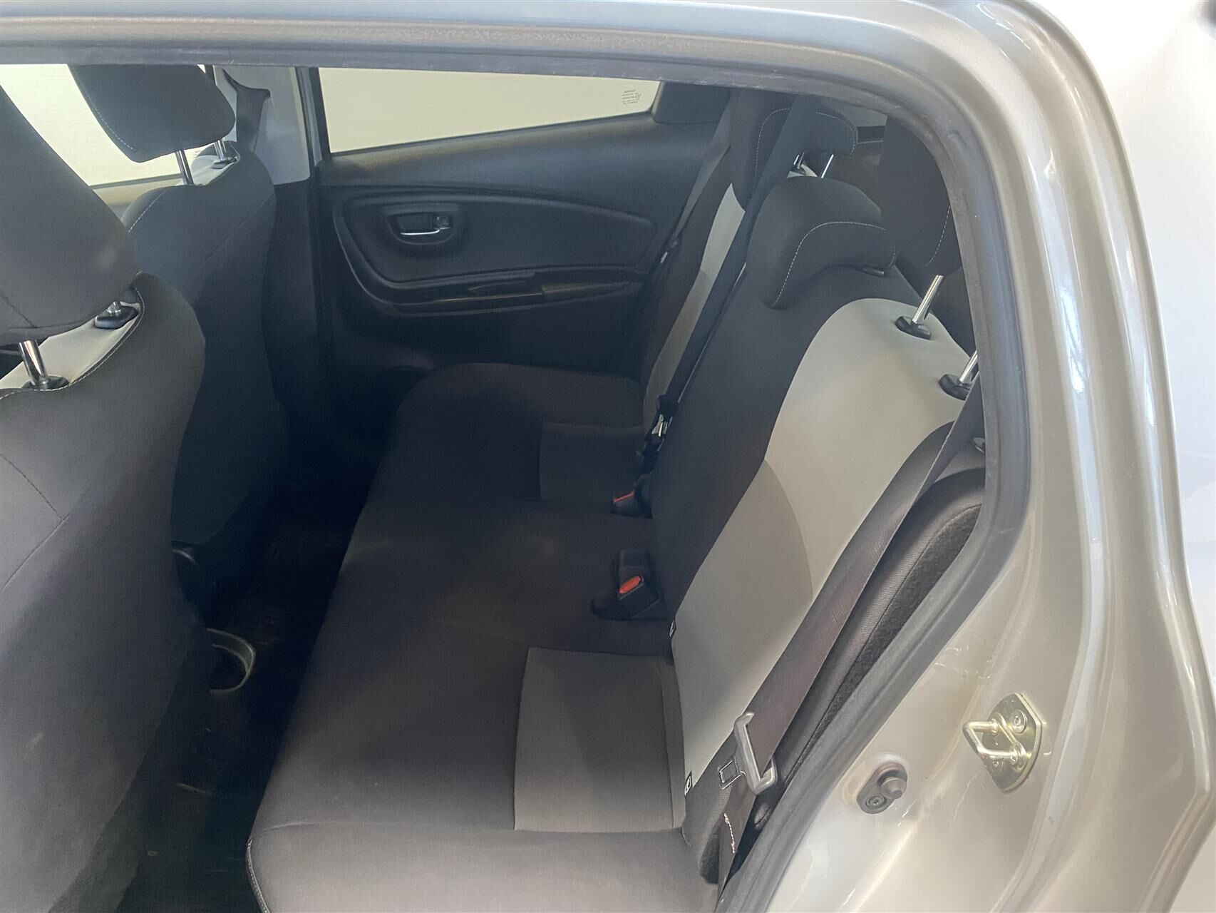Billede af Toyota Yaris 1,5 Hybrid H2 Exclusive E-CVT 100HK 5d Trinl. Gear