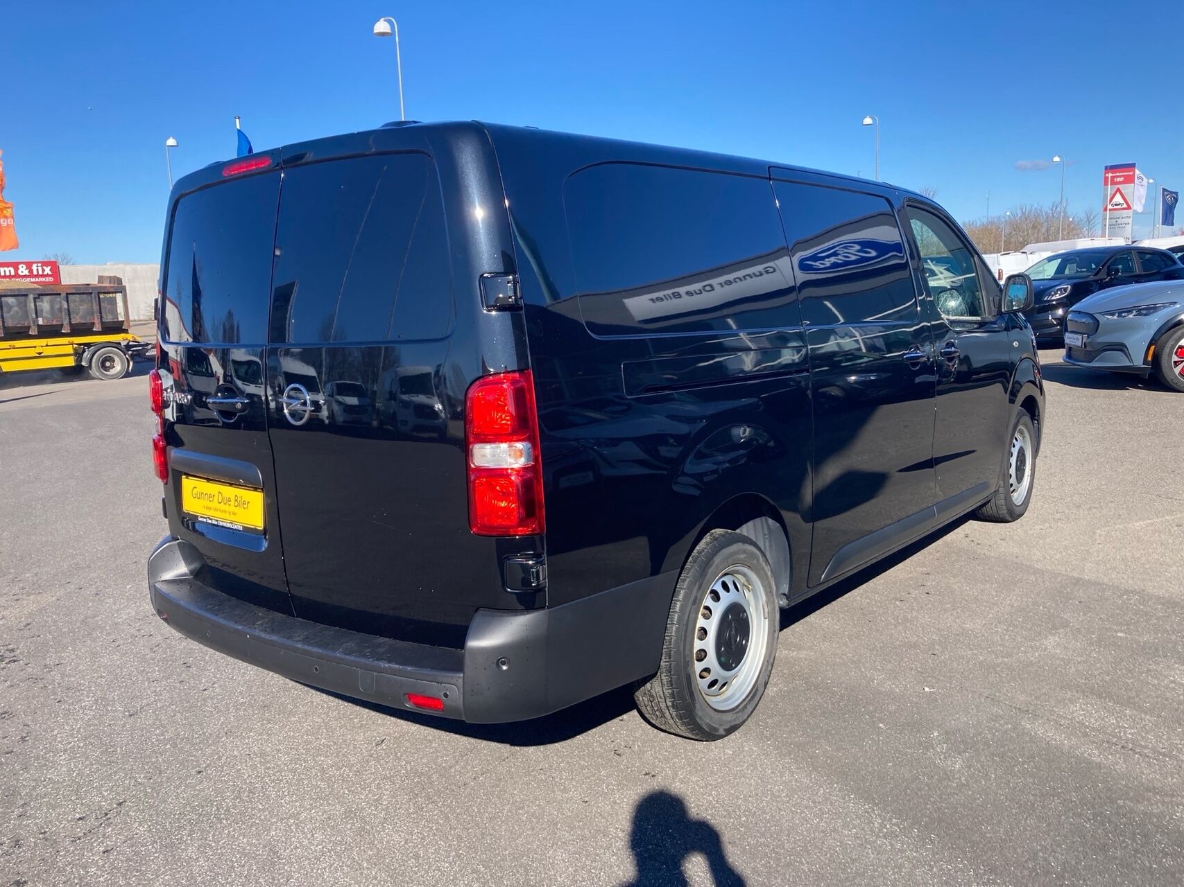 Billede af Opel Vivaro L3V2 2,0 BlueHDi Enjoy+ AT8 145HK Van 8g Aut.