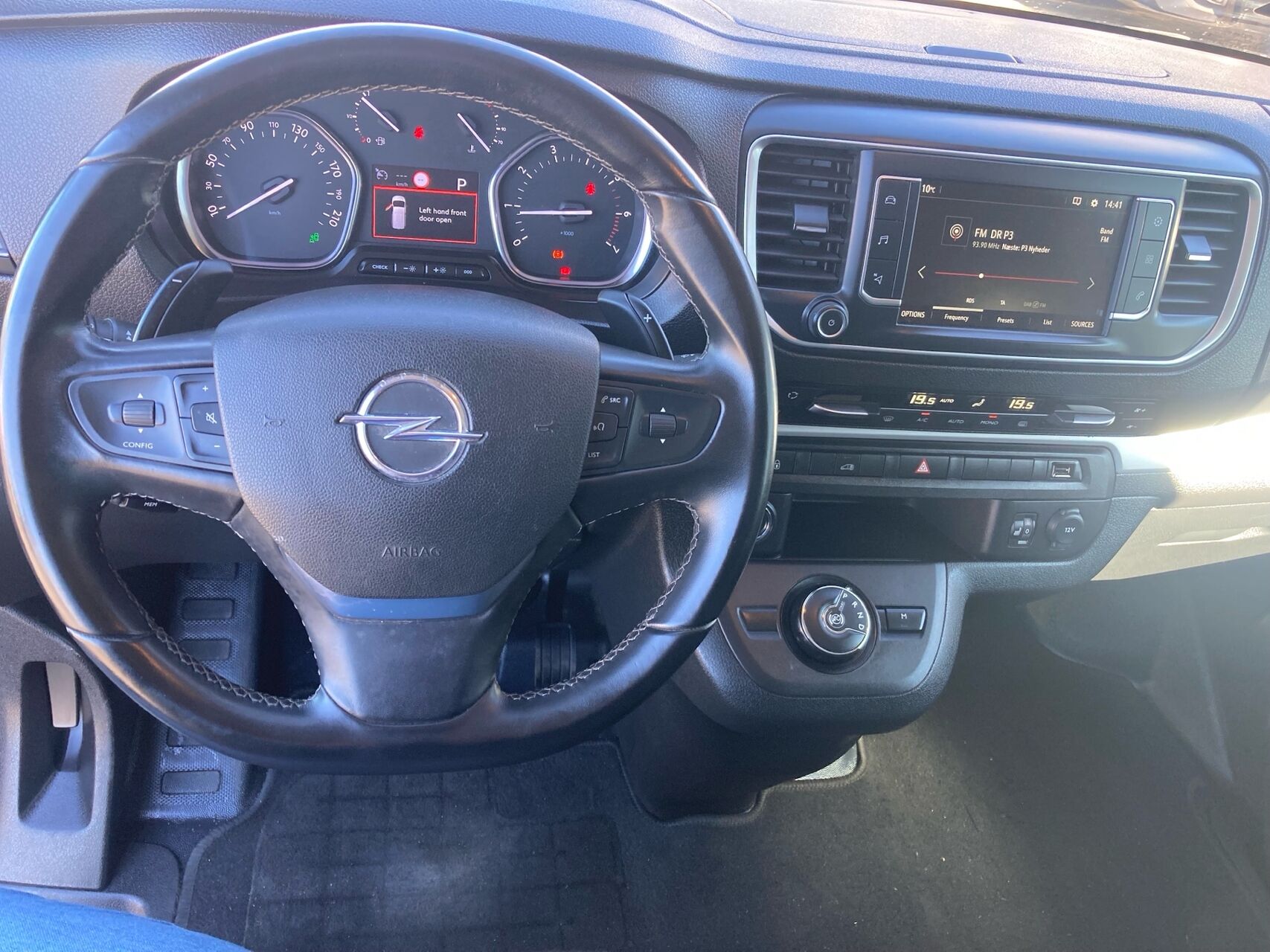 Billede af Opel Vivaro L3V2 2,0 BlueHDi Enjoy+ AT8 145HK Van 8g Aut.