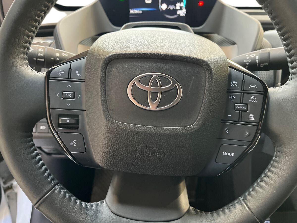 Billede af Toyota bZ4X SUV 150 kW (204 hk) aut. gear Executive Premium