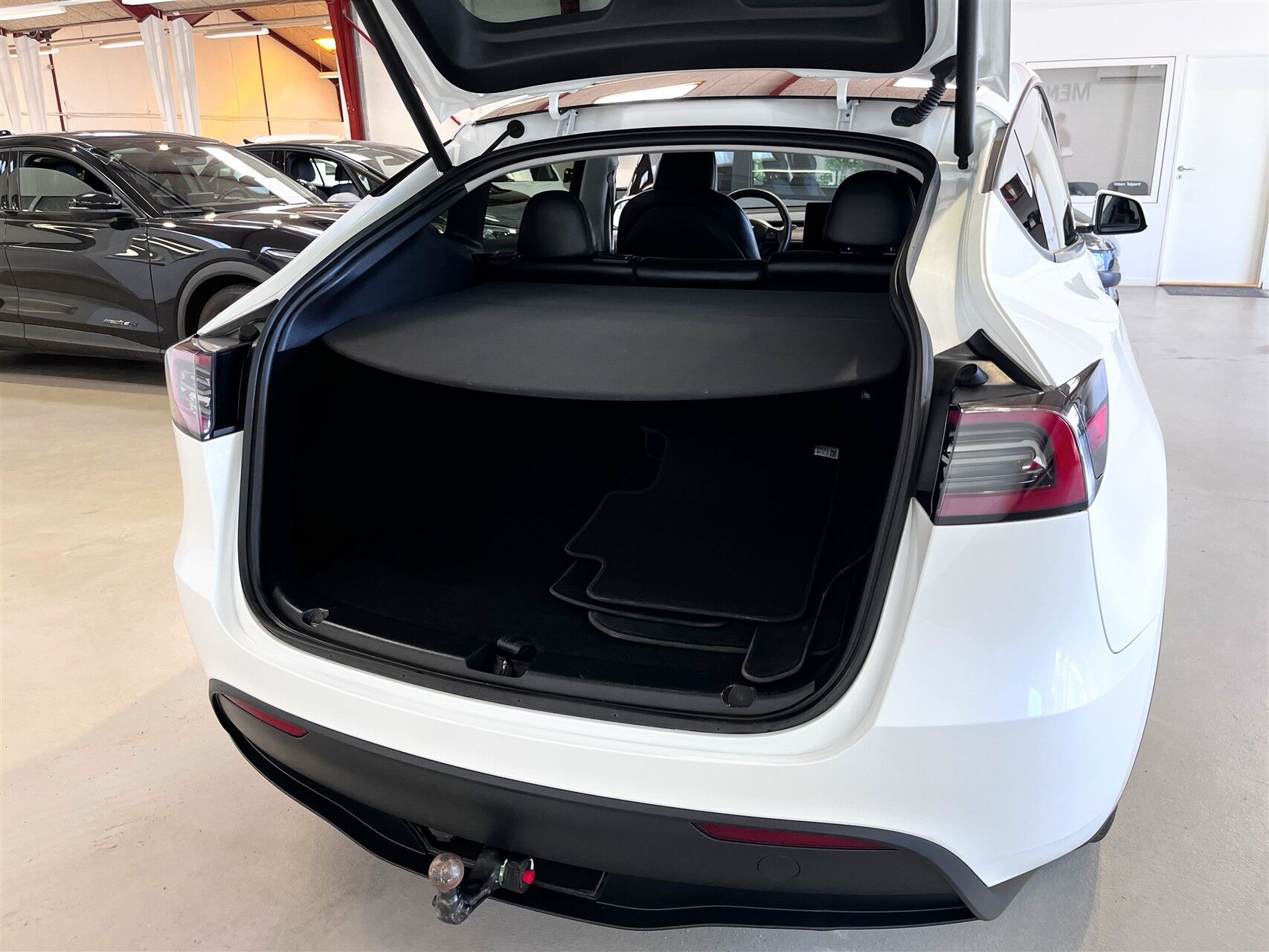 Billede af Tesla Model Y EL RWD 299HK 5d Aut. 