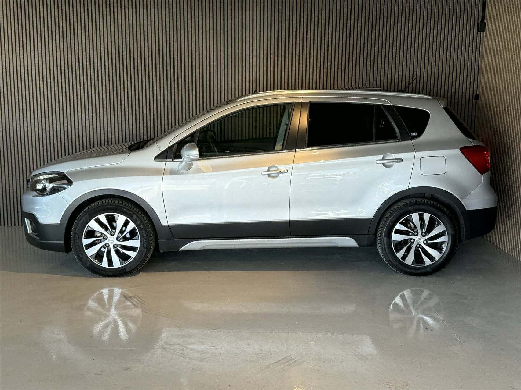 Billede af Suzuki S-Cross 1,0 Boosterjet Exclusive 112HK 5d 6g Aut.