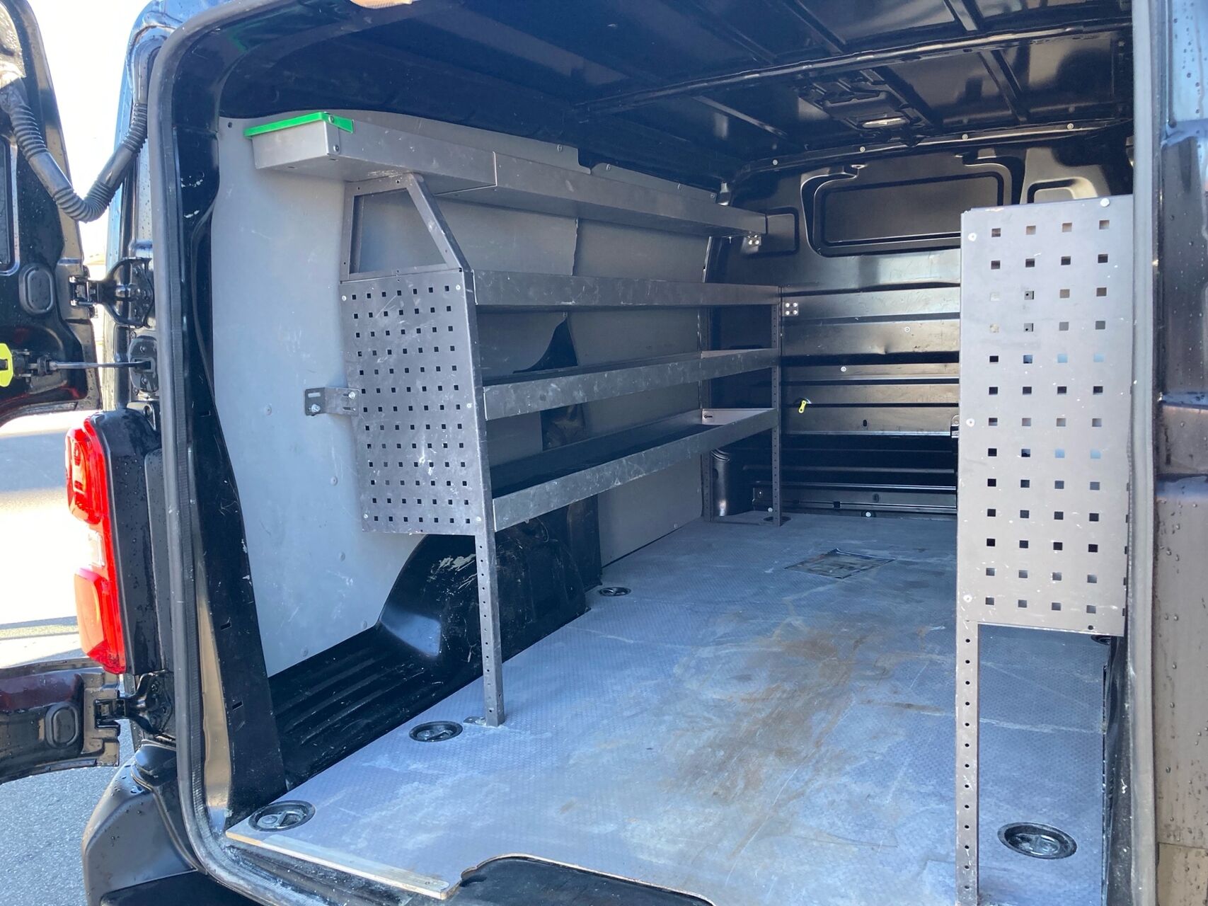 Billede af Opel Vivaro L3V2 2,0 BlueHDi Enjoy+ AT8 145HK Van 8g Aut.