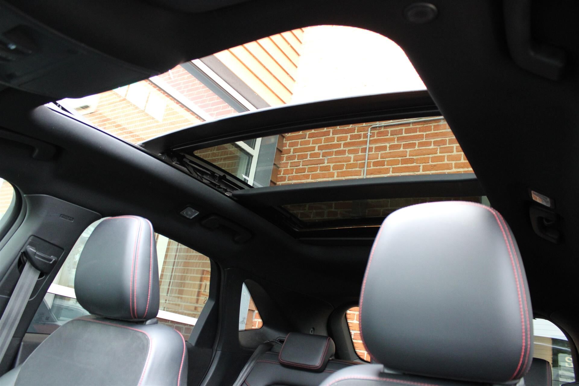 Billede af Ford Kuga 2,5 Plugin-hybrid ST-Line X CVT 225HK 5d Trinl. Gear