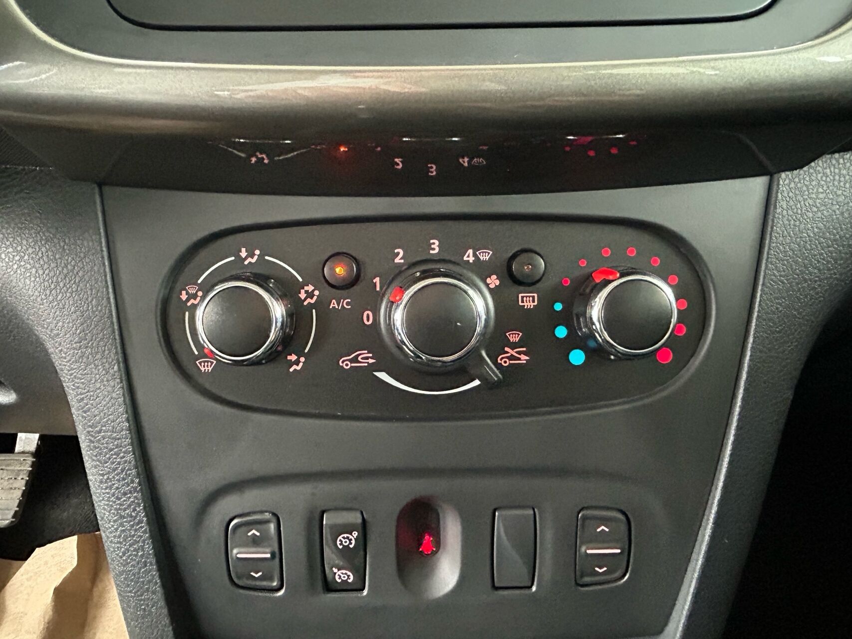 Billede af Dacia Sandero 0,9 Tce Stepway Prestige 90HK 5d