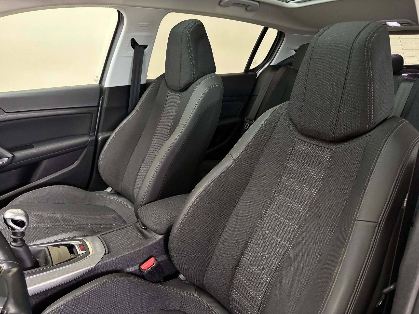 Billede af Peugeot 308 1,6 BlueHDi Allure Sky 120HK 5d