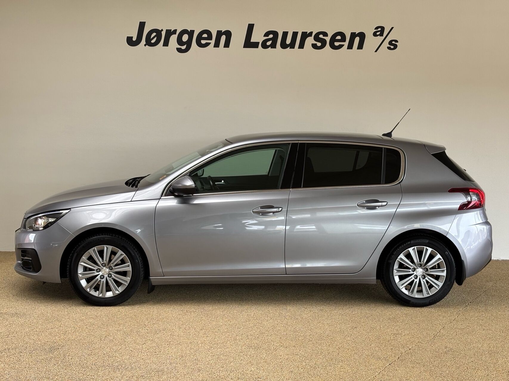 Billede af Peugeot 308 1,6 BlueHDi Allure Sky 120HK 5d