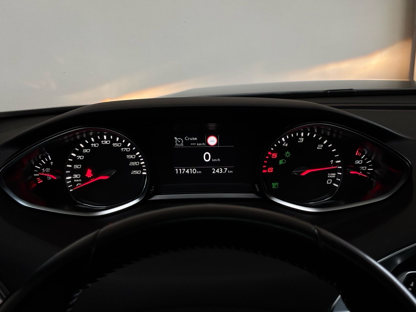 Billede af Peugeot 308 1,6 BlueHDi Allure Sky 120HK 5d