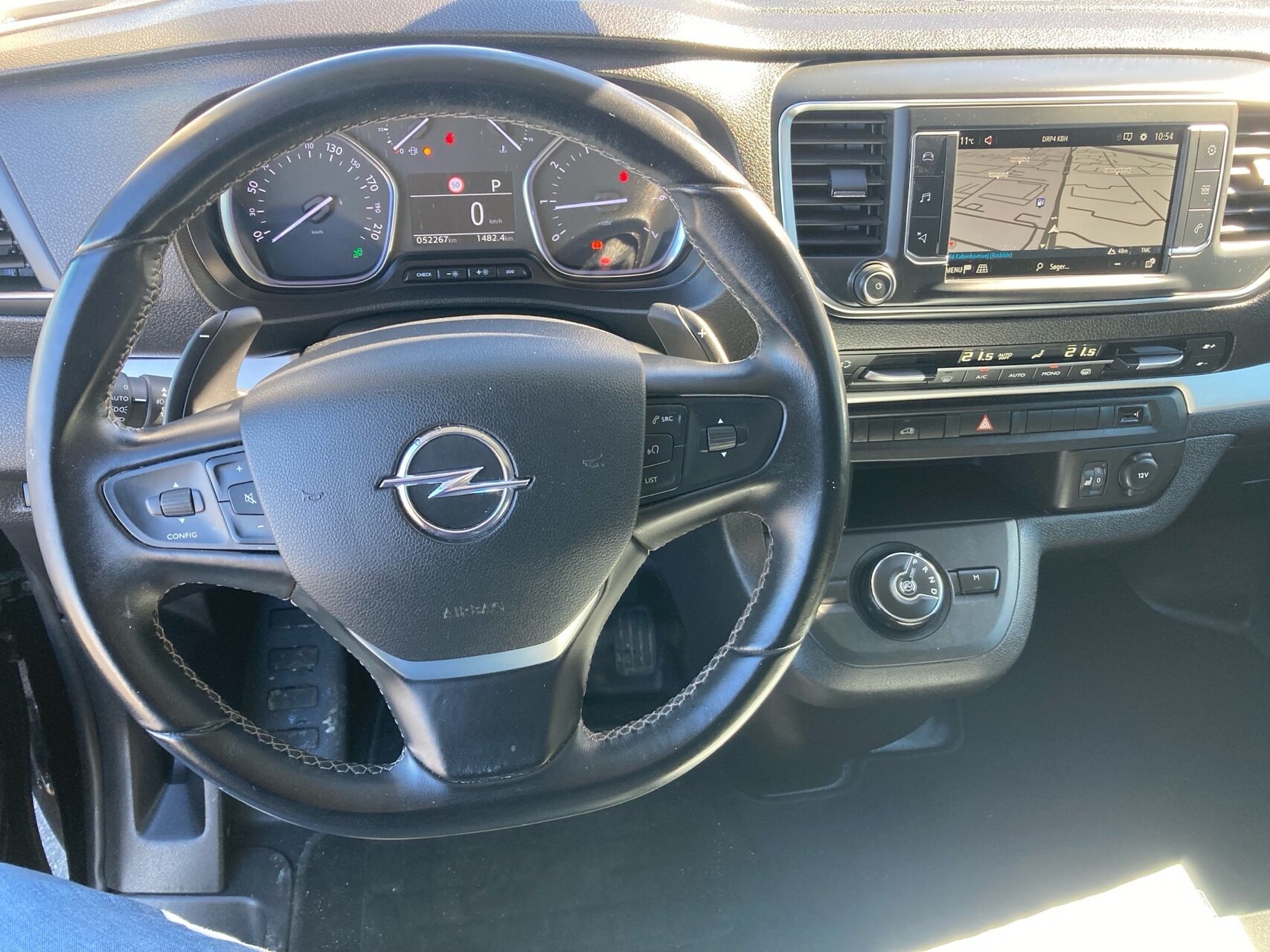 Billede af Opel Vivaro L3V2 2,0 BlueHDi Enjoy+ AT8 145HK Van 8g Aut.