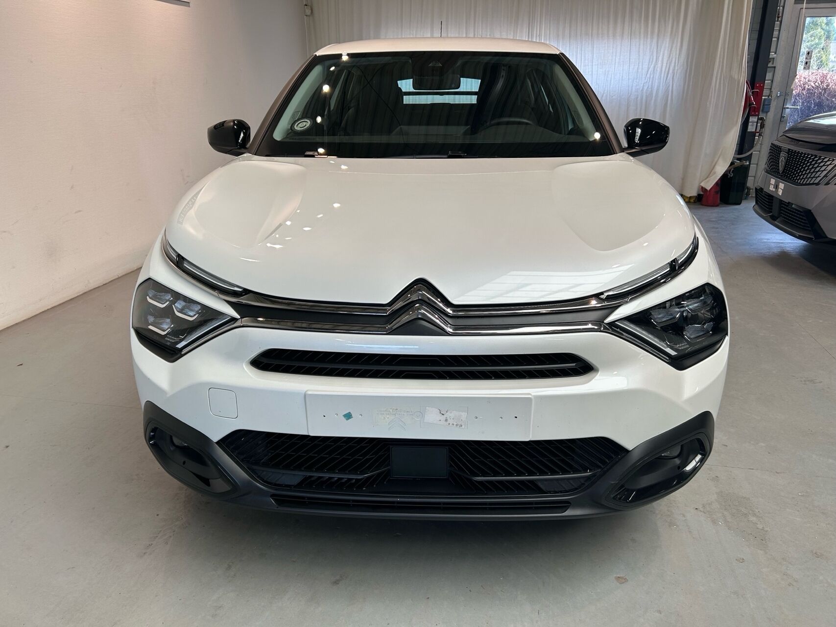 Billede af Citroën C4 1,2 PureTech Shine Ltd. EAT8 130HK 5d 8g Aut.