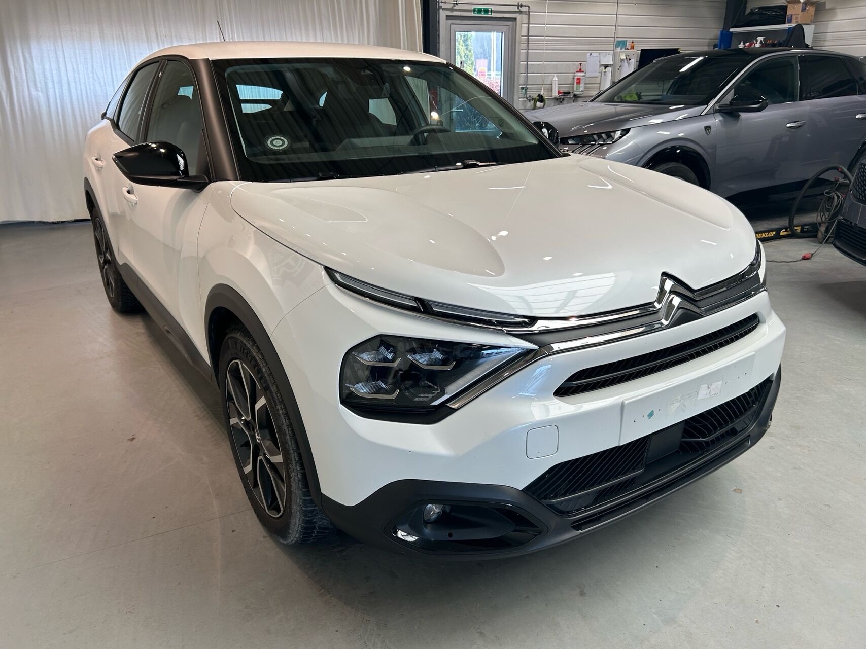 Billede af Citroën C4 1,2 PureTech Shine Ltd. EAT8 130HK 5d 8g Aut.