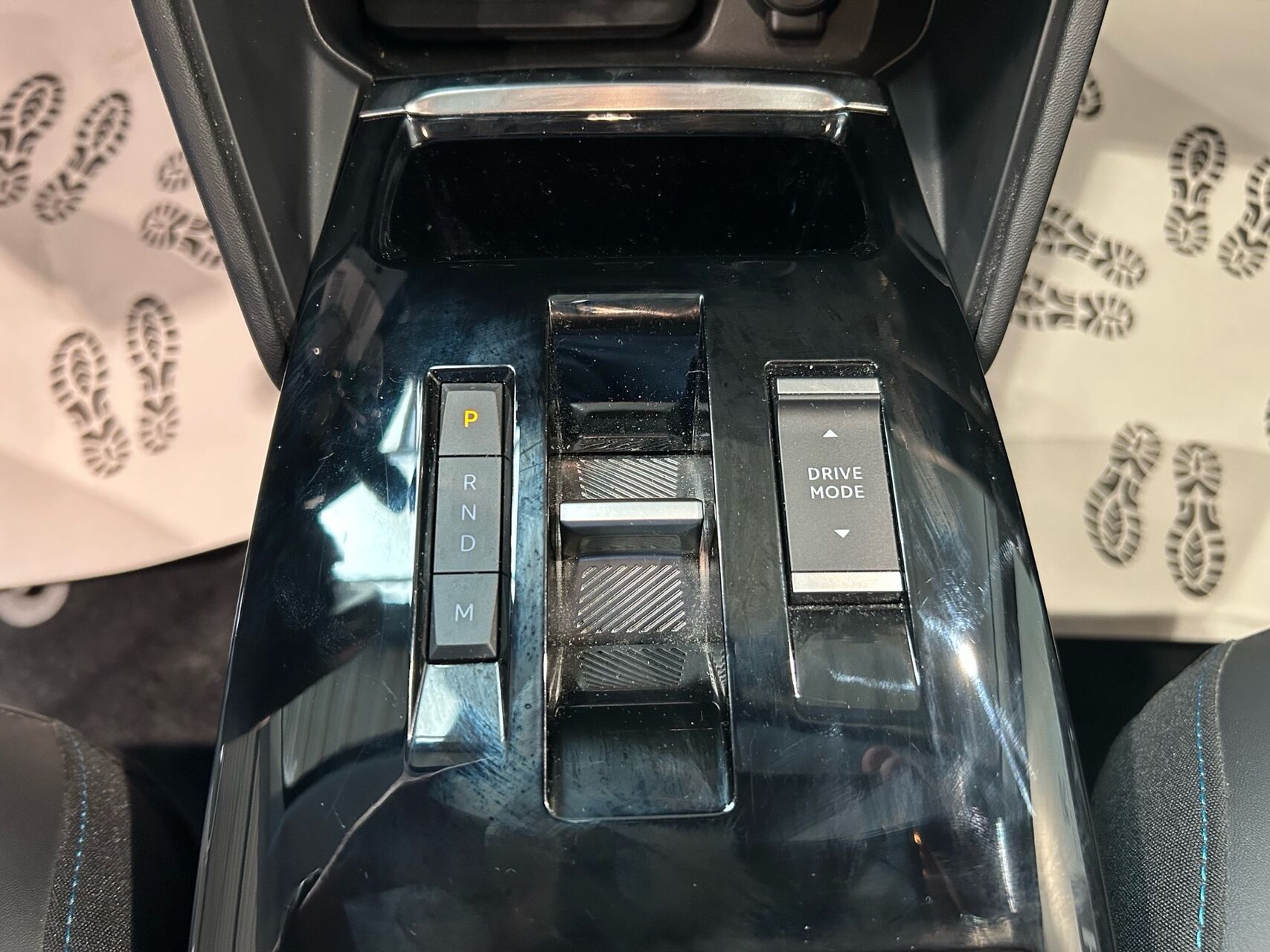 Billede af Citroën C4 1,2 PureTech Shine Ltd. EAT8 130HK 5d 8g Aut.