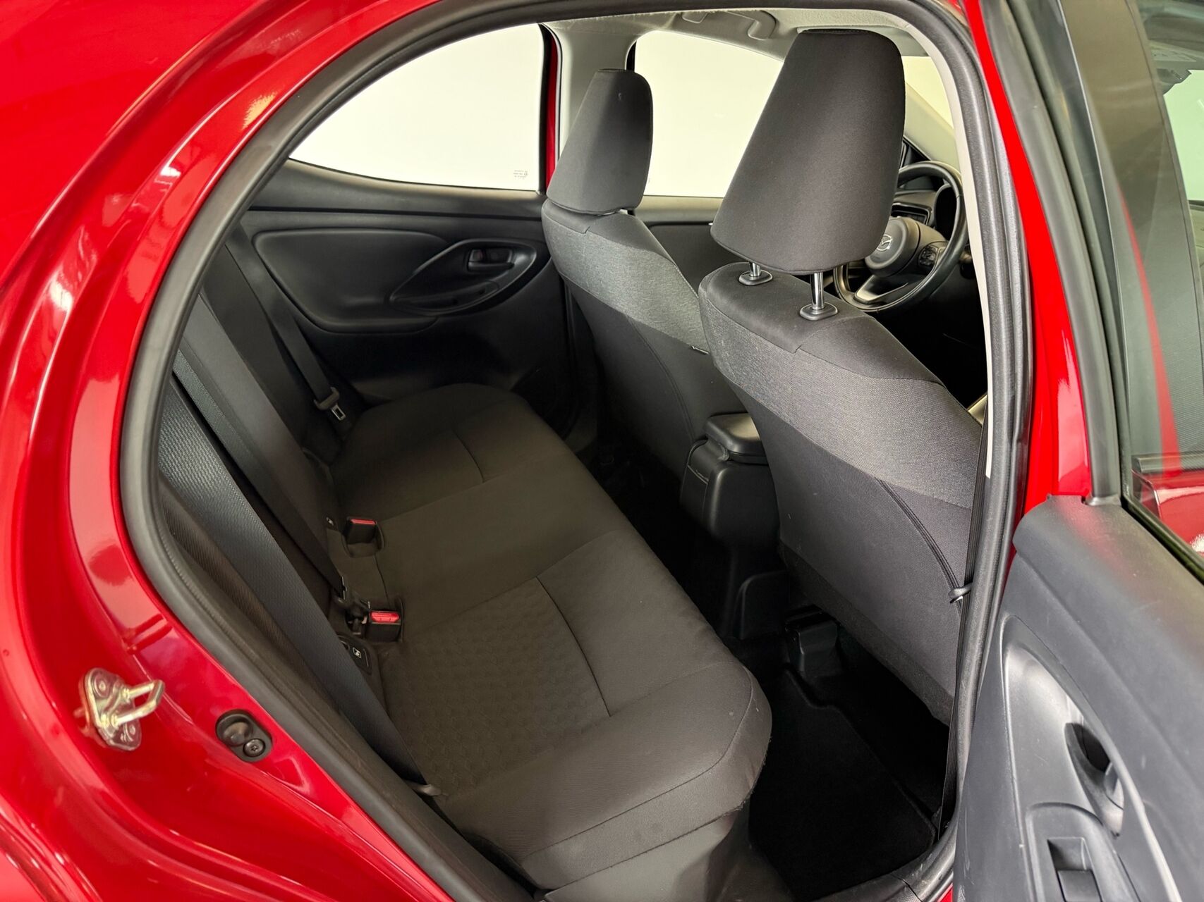 Billede af Mazda 2 1,5 VVT-I  Hybrid Agile CVT 116HK 5d Trinl. Gear