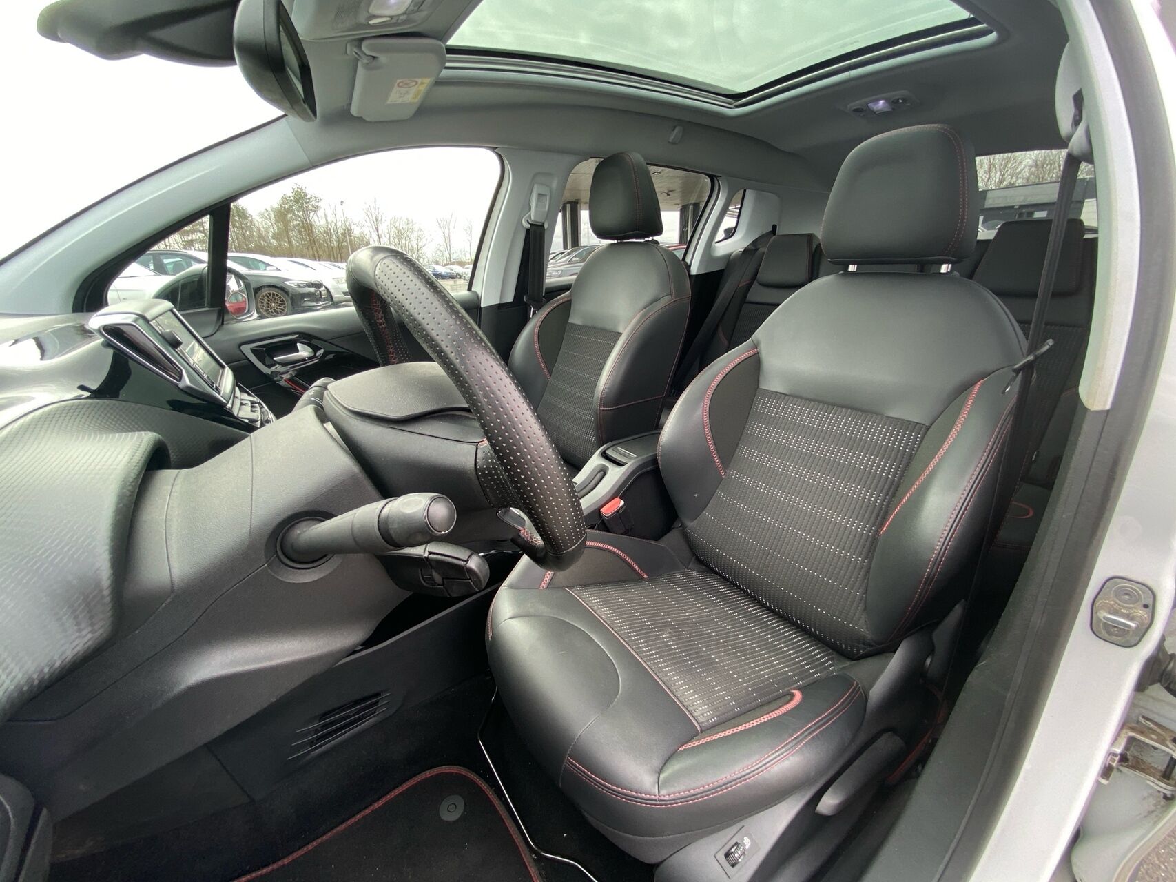 Billede af Peugeot 2008 1,5 BlueHDi GT Line Sky EAT6 120HK 5d 6g Aut.